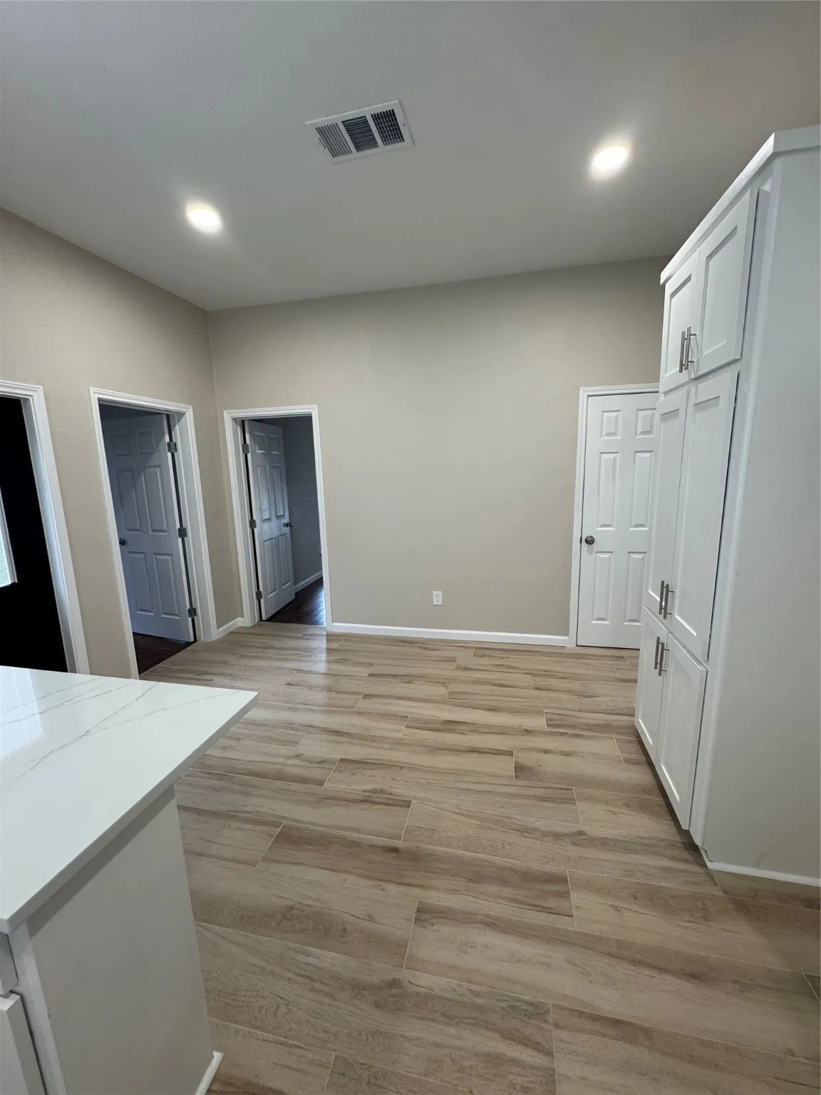 Single Family Residence For Sale in Grayson County , 306 N College Street, Howe, Texas 75459, 3 Bedroom, 1 Bathroom, Garage spaces, 1,107 Sqft, built in 1930, mls#21074250, Real Estate Agent in Howe, Homes For Sale in Grayson county, Homes For Sale in Howe, Realtor in Howe Texas, Real Estate Brokerage Independent Realty Texas, Luminita Cordes Realtor