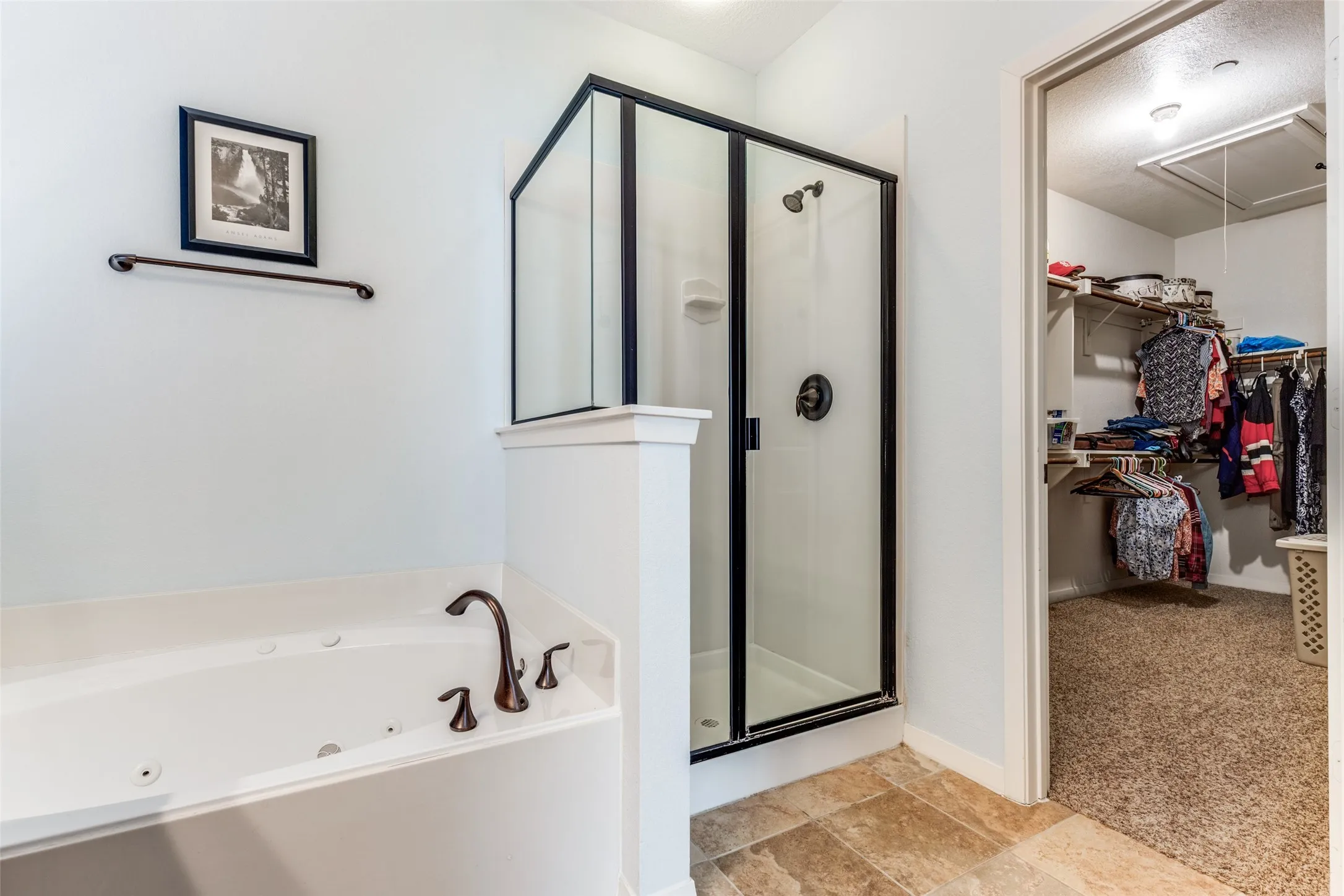 Townhouse For Sale in Dallas County , 3888 Everwood Lane, Addison, Texas 75001, 3 Bedroom, 4 Bathroom, 2 Garage spaces, 2,509 Sqft, built in 2008, Preowned, mls#21085988, Real Estate Agent in Addison, Homes For Sale in Dallas county, Homes For Sale in Addison, Realtor in Addison Texas, Real Estate Brokerage Independent Realty Texas, Luminita Cordes Realtor