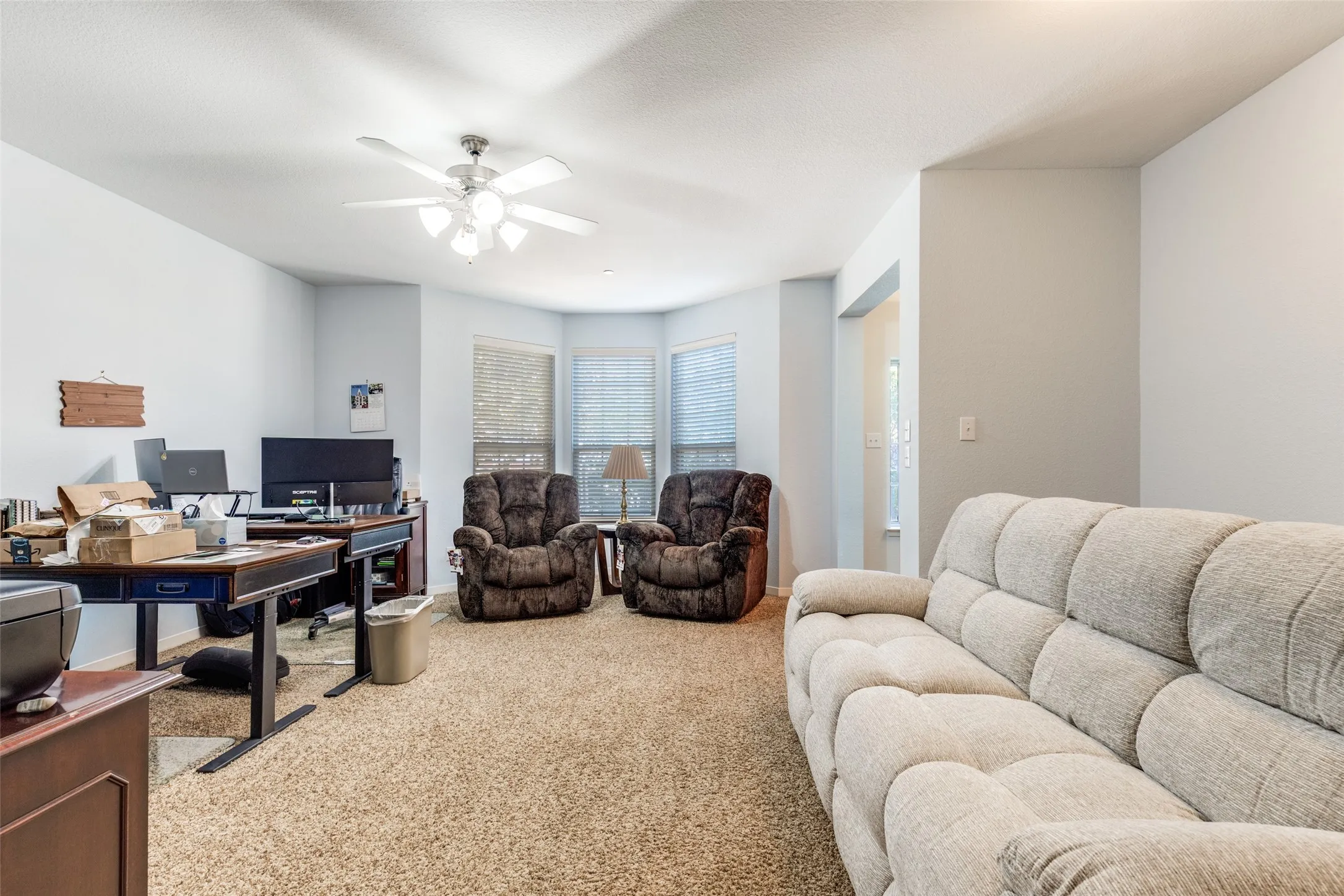 Townhouse For Sale in Dallas County , 3888 Everwood Lane, Addison, Texas 75001, 3 Bedroom, 4 Bathroom, 2 Garage spaces, 2,509 Sqft, built in 2008, Preowned, mls#21085988, Real Estate Agent in Addison, Homes For Sale in Dallas county, Homes For Sale in Addison, Realtor in Addison Texas, Real Estate Brokerage Independent Realty Texas, Luminita Cordes Realtor