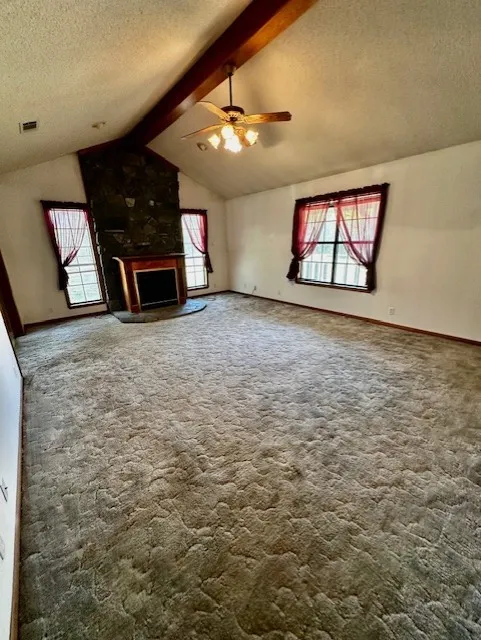Single Family Residence For Sale in Grayson County , 6294 Dugan Chapel Road, Bells, Texas 75414, 3 Bedroom, 2 Bathroom, 2 Garage spaces, 1,800 Sqft, built in 1990, mls#21086066, Real Estate Agent in Bells, Homes For Sale in Grayson county, Homes For Sale in Bells, Realtor in Bells Texas, Real Estate Brokerage Independent Realty Texas, Luminita Cordes Realtor