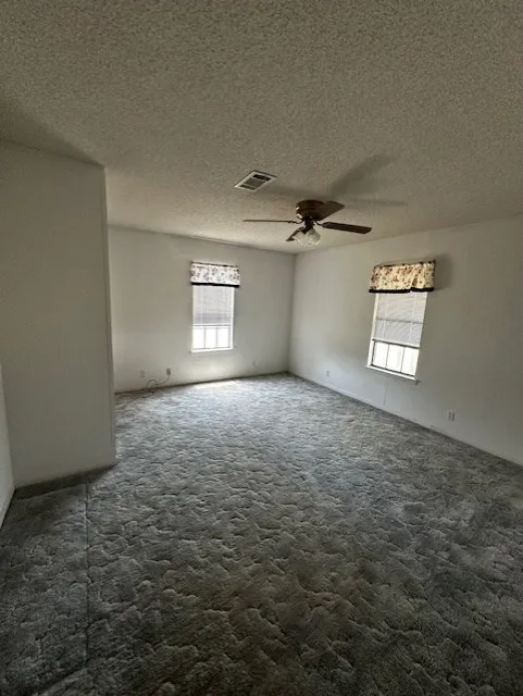 Single Family Residence For Sale in Grayson County , 6294 Dugan Chapel Road, Bells, Texas 75414, 3 Bedroom, 2 Bathroom, 2 Garage spaces, 1,800 Sqft, built in 1990, mls#21086066, Real Estate Agent in Bells, Homes For Sale in Grayson county, Homes For Sale in Bells, Realtor in Bells Texas, Real Estate Brokerage Independent Realty Texas, Luminita Cordes Realtor