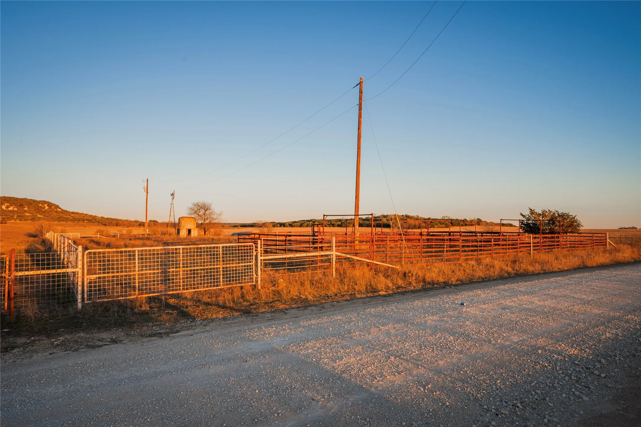 View of yard with a rural view