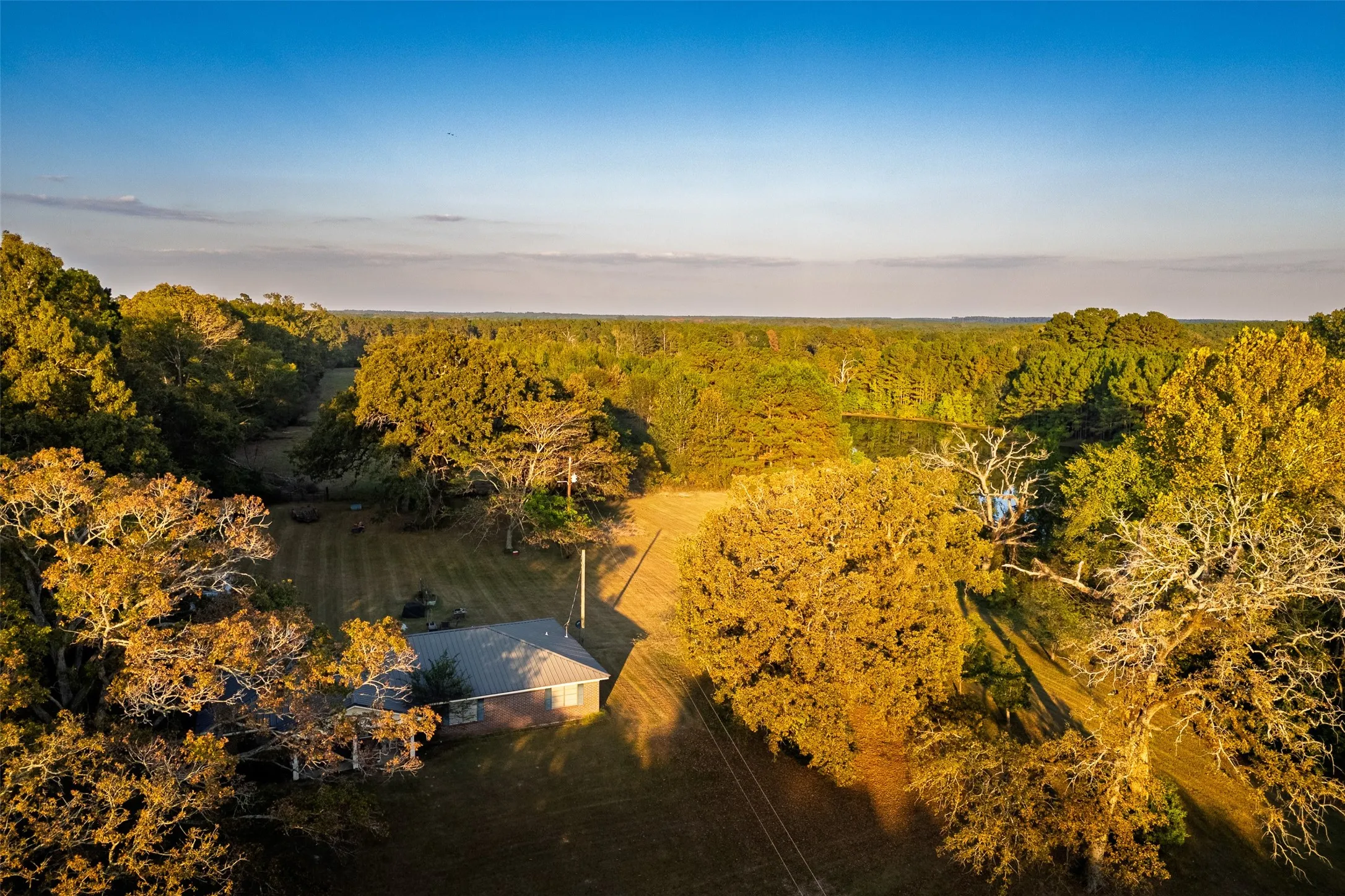 Improved Land For Sale in Shelby County , 973 County Road 2572, Center, Texas 75935, 0, 0, Garage spaces, 0 Sqft, built in 1980, mls#21087604, Real Estate Agent in Center, Homes For Sale in Shelby county, Homes For Sale in Center, Realtor in Center Texas, Real Estate Brokerage Independent Realty Texas, Luminita Cordes Realtor