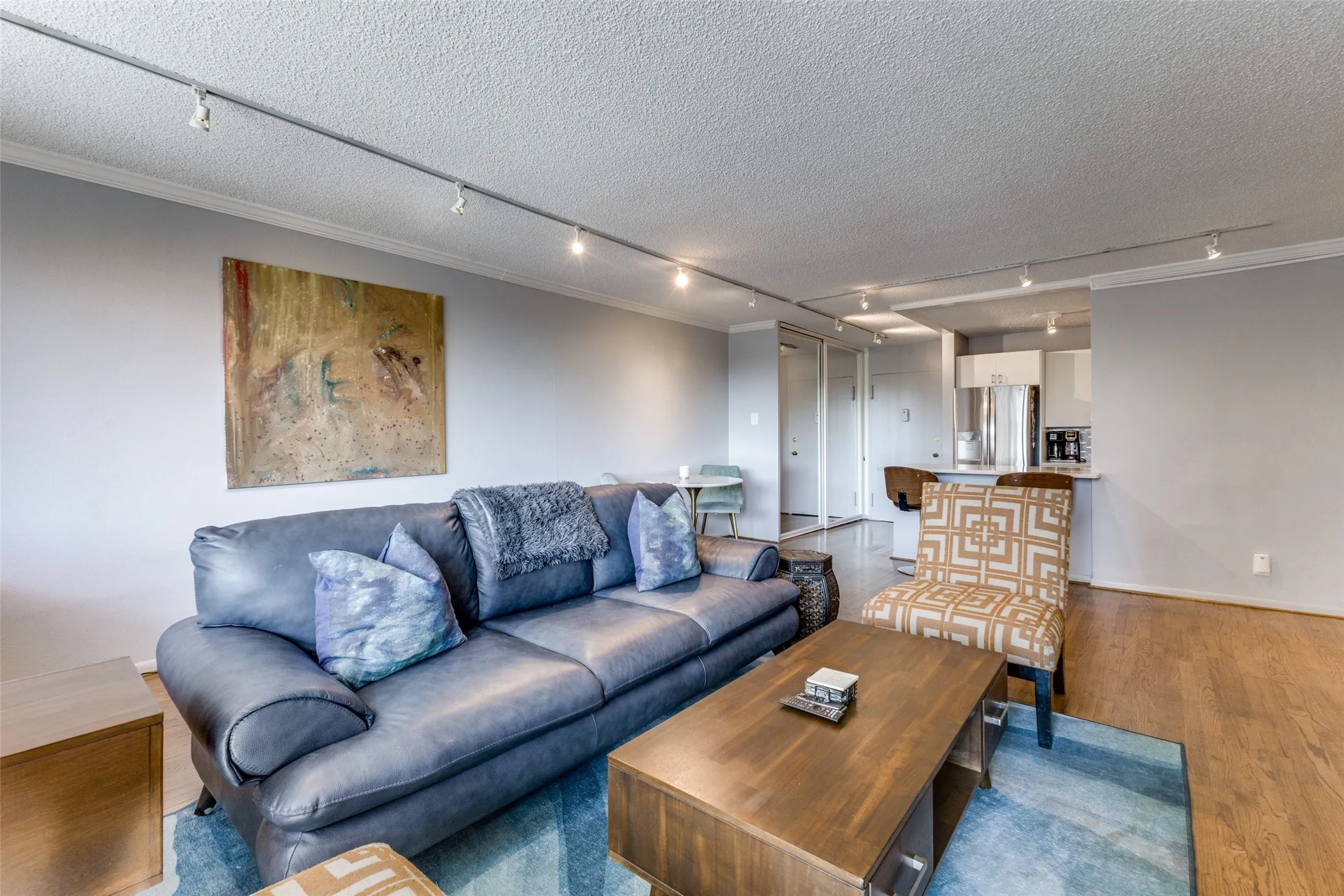 Condominium For Rent in Dallas County , 3883 Turtle Creek Boulevard 306, Dallas, Texas 75219, 2 Bedroom, 2 Bathroom, 2 Garage spaces, 971 Sqft, built in 1963, mls#21087369, Real Estate Agent in Dallas, Homes For Rent in Dallas county, Homes For Rent in Dallas, Realtor in Dallas Texas, Real Estate Brokerage Independent Realty Texas, Luminita Cordes Realtor