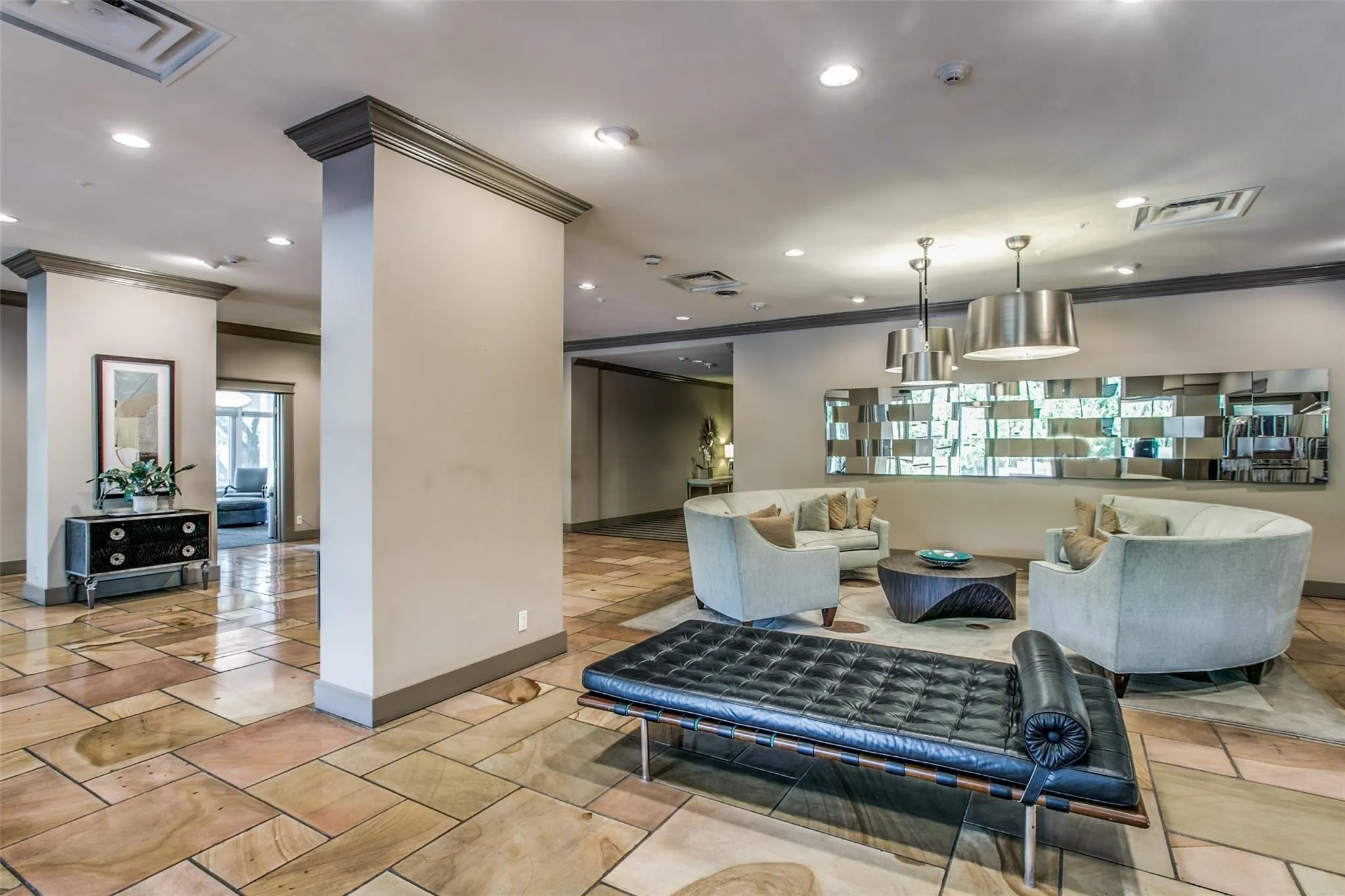 Condominium For Rent in Dallas County , 3883 Turtle Creek Boulevard 306, Dallas, Texas 75219, 2 Bedroom, 2 Bathroom, 2 Garage spaces, 971 Sqft, built in 1963, mls#21087369, Real Estate Agent in Dallas, Homes For Rent in Dallas county, Homes For Rent in Dallas, Realtor in Dallas Texas, Real Estate Brokerage Independent Realty Texas, Luminita Cordes Realtor