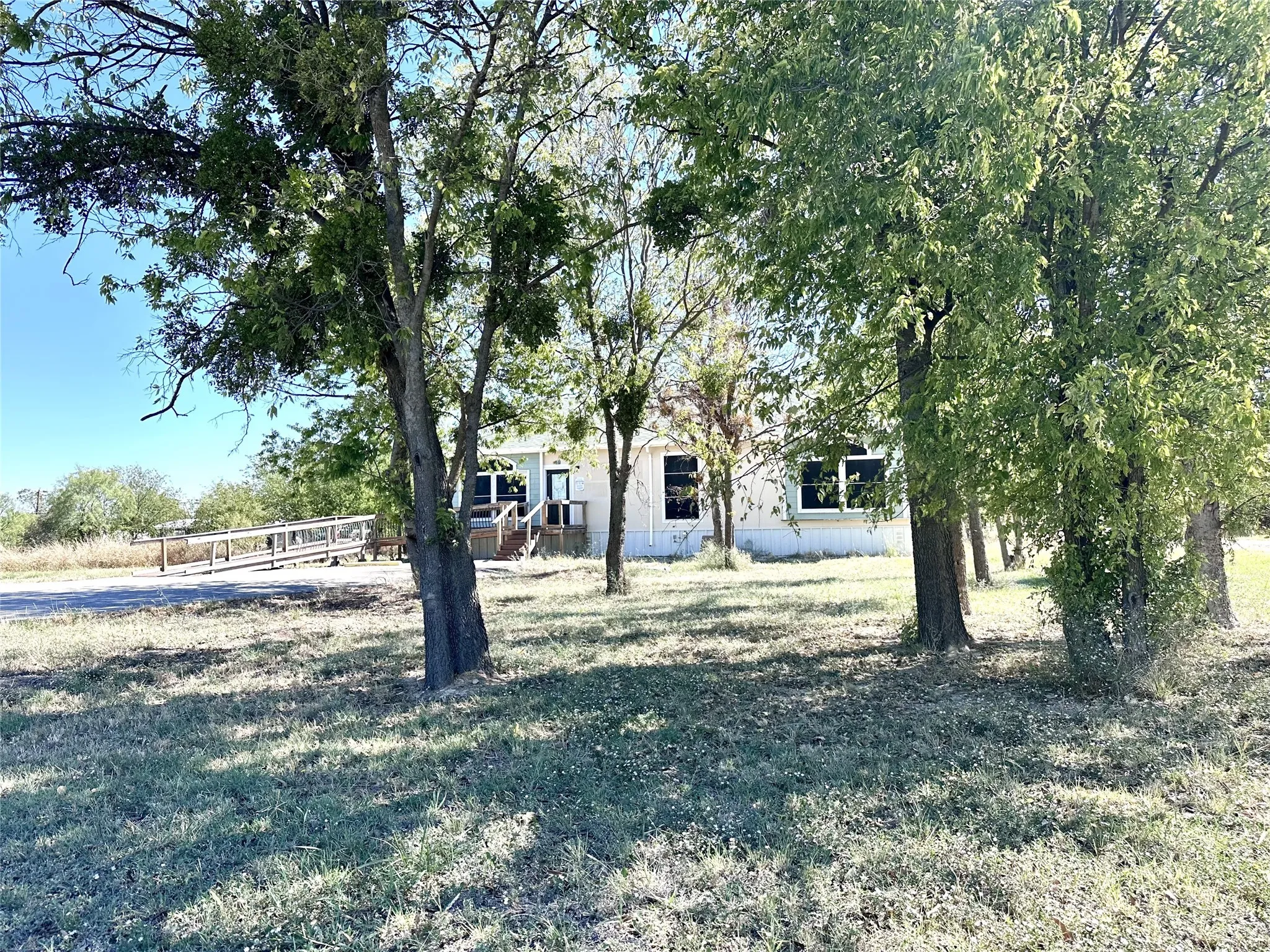 Business For Sale in Callahan County , 501 Peyton, Baird, Texas 79504, 0, 0, Garage spaces, 1,920 Sqft, built in 2007, Preowned, Price $169,000, mls#21087103, Real Estate Agent in Baird, Homes For Sale in Callahan county, Homes For Sale in Baird, Realtor in Baird Texas, Real Estate Brokerage Independent Realty Texas, Luminita Cordes Realtor