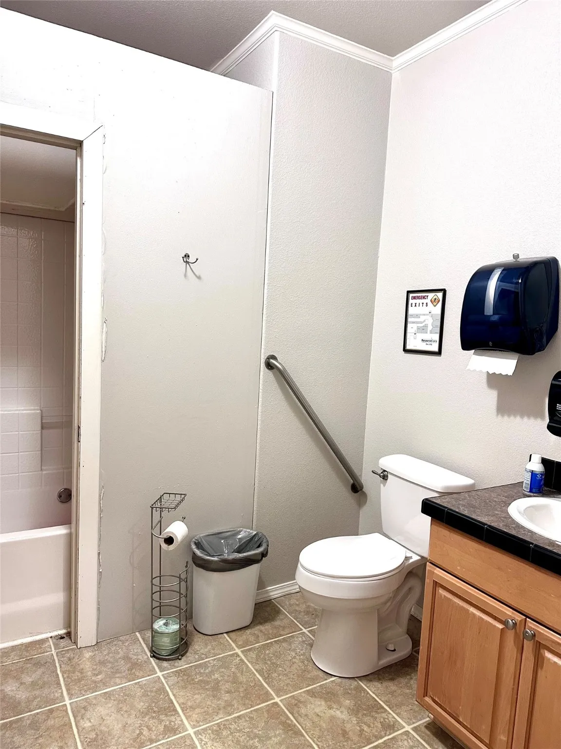 Business For Sale in Callahan County , 501 Peyton, Baird, Texas 79504, 0, 0, Garage spaces, 1,920 Sqft, built in 2007, Preowned, Price $169,000, mls#21087103, Real Estate Agent in Baird, Homes For Sale in Callahan county, Homes For Sale in Baird, Realtor in Baird Texas, Real Estate Brokerage Independent Realty Texas, Luminita Cordes Realtor