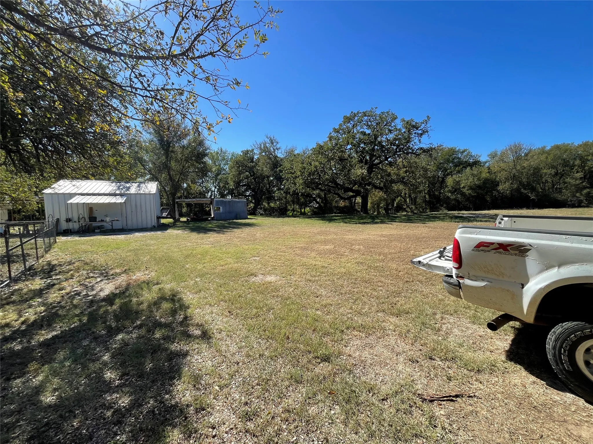 Single Family Residence For Sale in Palo Pinto County , 13822 Fm 4, Santo, Texas 76472, 3 Bedroom, 2 Bathroom, Garage spaces, 1,500 Sqft, built in 1940, mls#21086940, Real Estate Agent in Santo, Homes For Sale in Palo Pinto county, Homes For Sale in Santo, Realtor in Santo Texas, Real Estate Brokerage Independent Realty Texas, Luminita Cordes Realtor