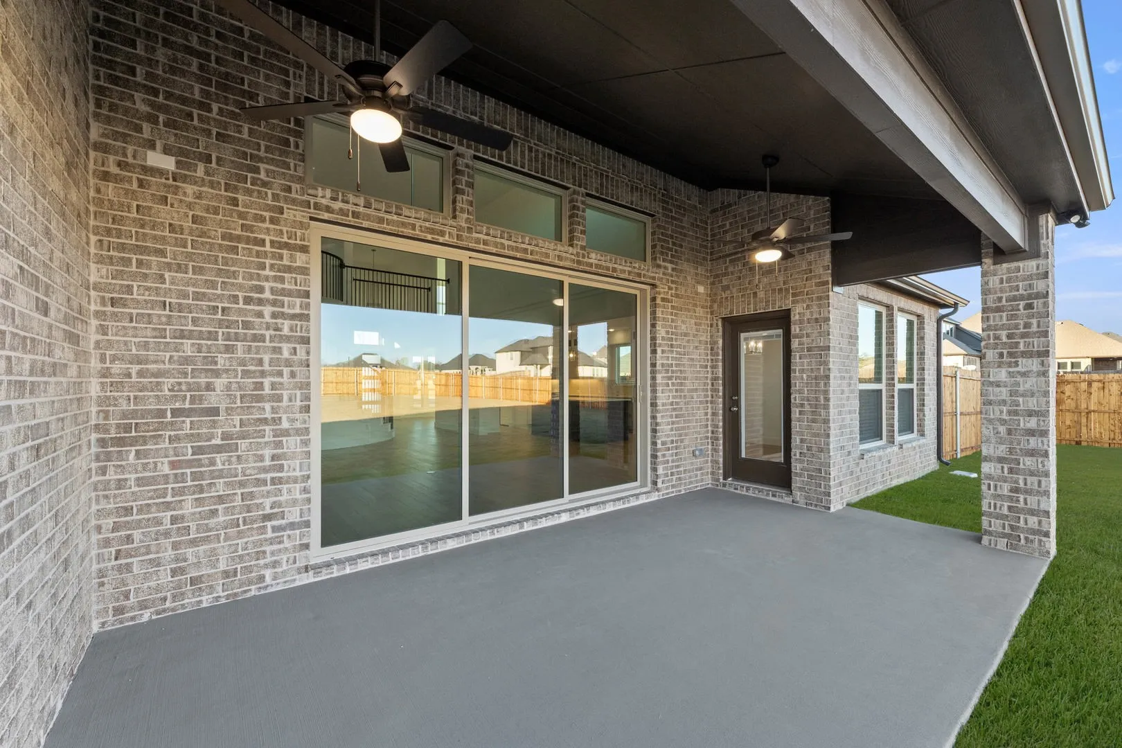 4_290 Cheyenne Mountain-Patio-1