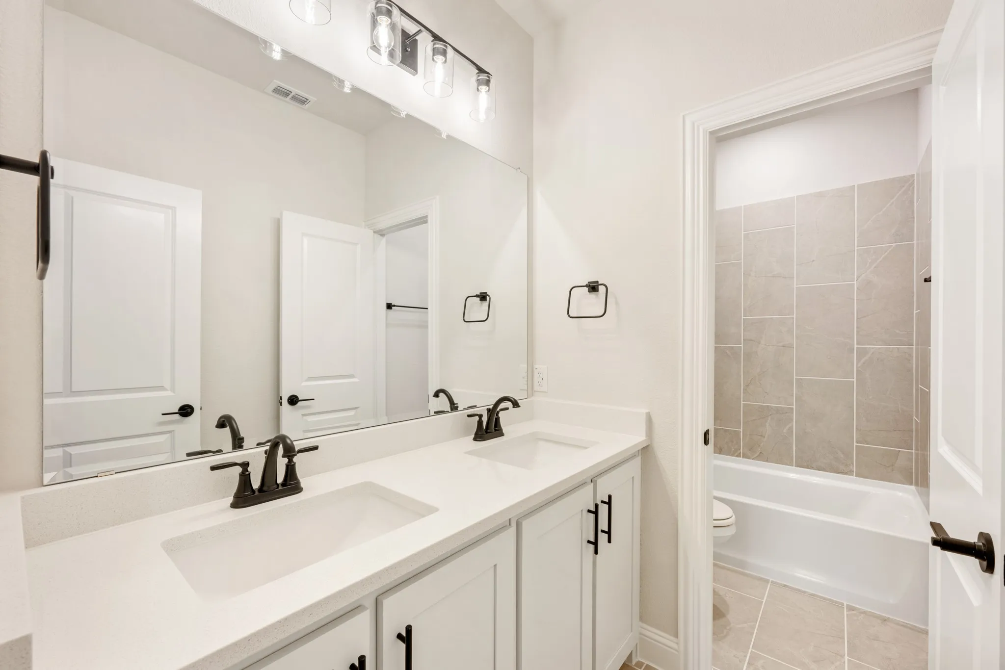 Single Family Residence For Sale in Tarrant County , 2304 Prosper Way, Mansfield, Texas 76063, 4 Bedroom, 4 Bathroom, 3 Garage spaces, 3,436 Sqft, built in 2025, New Construction - Complete, mls#21082952, Real Estate Agent in Mansfield, Homes For Sale in Tarrant county, Homes For Sale in Mansfield, Realtor in Mansfield Texas, Real Estate Brokerage Independent Realty Texas, Luminita Cordes Realtor