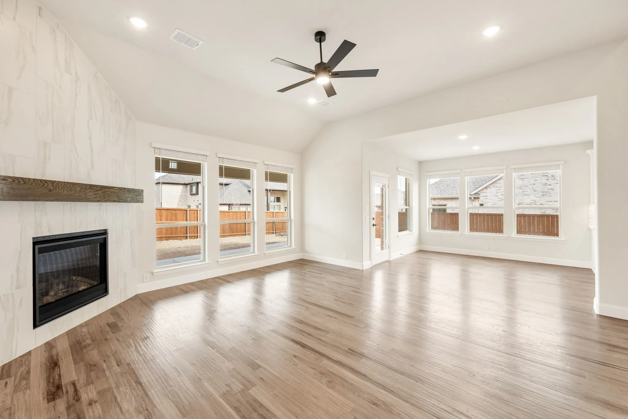 Single Family Residence For Sale in Tarrant County , 2304 Prosper Way, Mansfield, Texas 76063, 4 Bedroom, 4 Bathroom, 3 Garage spaces, 3,436 Sqft, built in 2025, New Construction - Complete, mls#21082952, Real Estate Agent in Mansfield, Homes For Sale in Tarrant county, Homes For Sale in Mansfield, Realtor in Mansfield Texas, Real Estate Brokerage Independent Realty Texas, Luminita Cordes Realtor