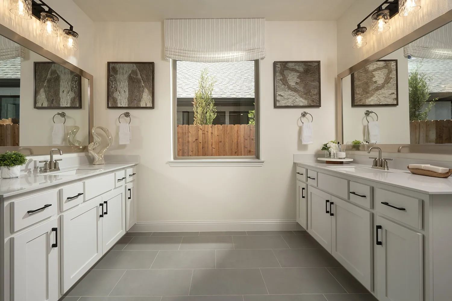 Single Family Residence For Sale in Rockwall County , 3056 Elmwood Street, Fate, Texas 75087, 4 Bedroom, 3 Bathroom, 2 Garage spaces, 2,934 Sqft, built in 2023, New Construction - Complete, mls#21088017, Real Estate Agent in Fate, Homes For Sale in Rockwall county, Homes For Sale in Fate, Realtor in Fate Texas, Real Estate Brokerage Independent Realty Texas, Luminita Cordes Realtor