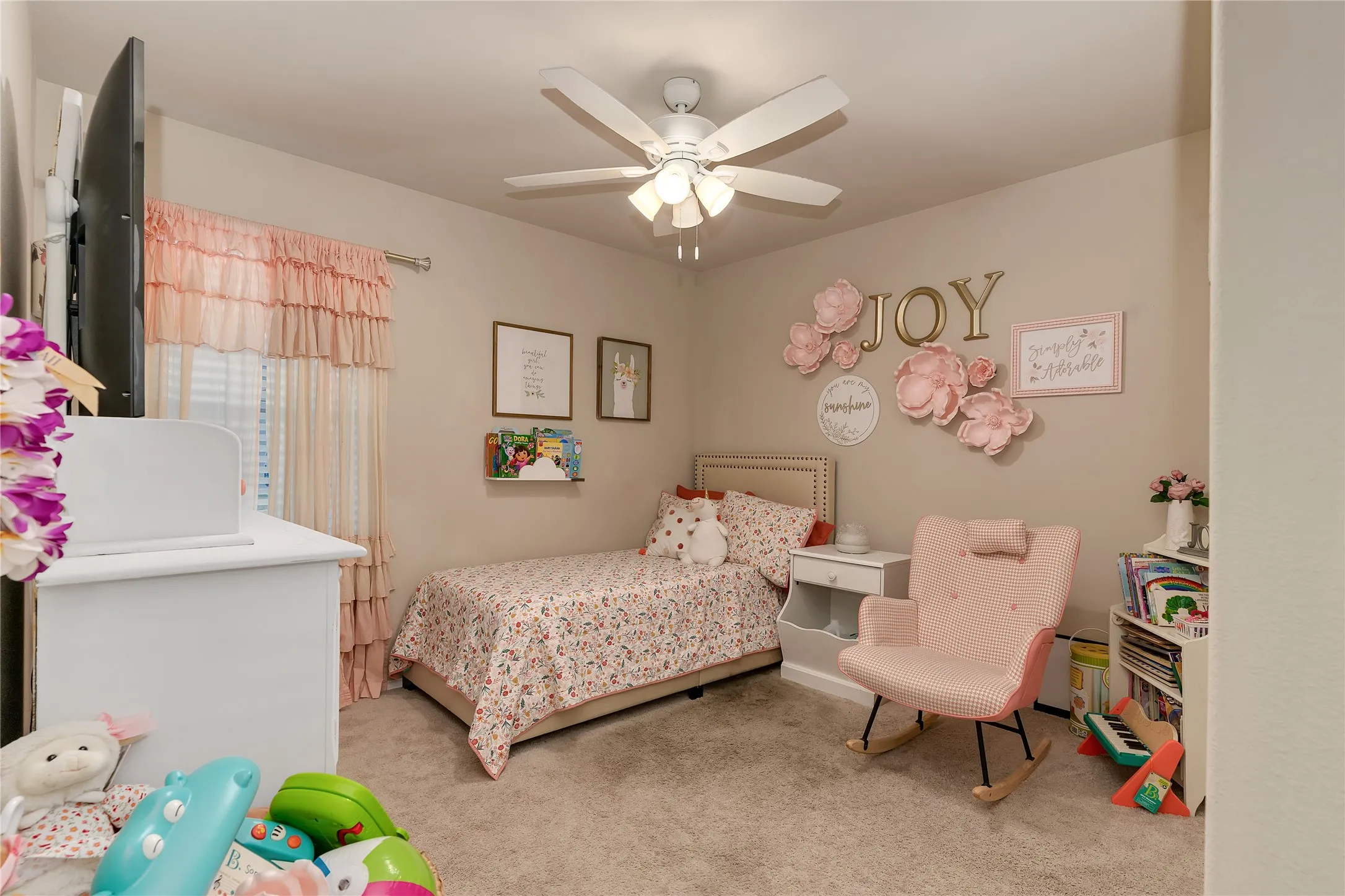 Single Family Residence For Sale in Johnson County , 120 Cheryl Drive, Keene, Texas 76059, 3 Bedroom, 2 Bathroom, 2 Garage spaces, 2,050 Sqft, built in 2022, mls#21079323, Real Estate Agent in Keene, Homes For Sale in Johnson county, Homes For Sale in Keene, Realtor in Keene Texas, Real Estate Brokerage Independent Realty Texas, Luminita Cordes Realtor