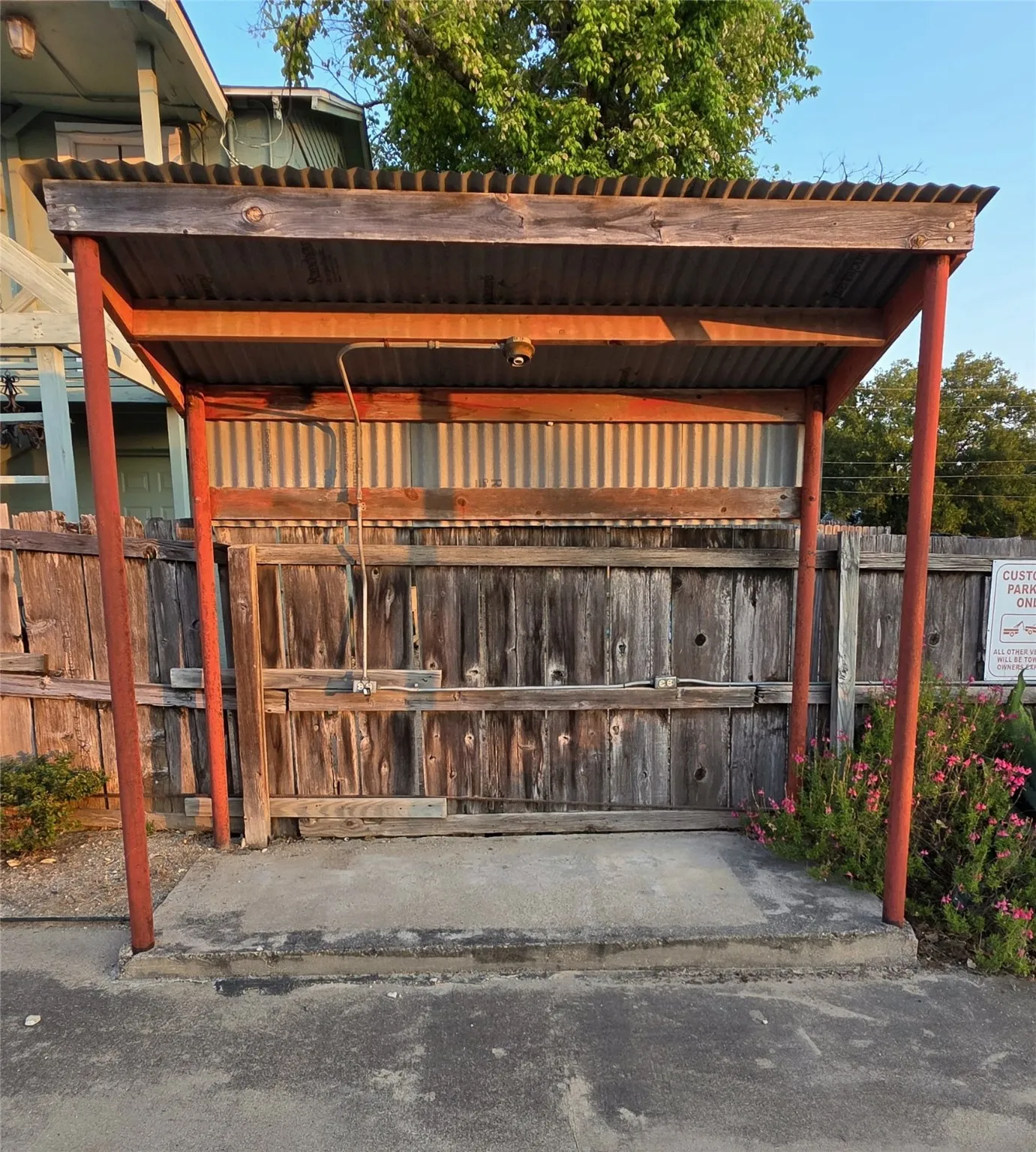 View of gate