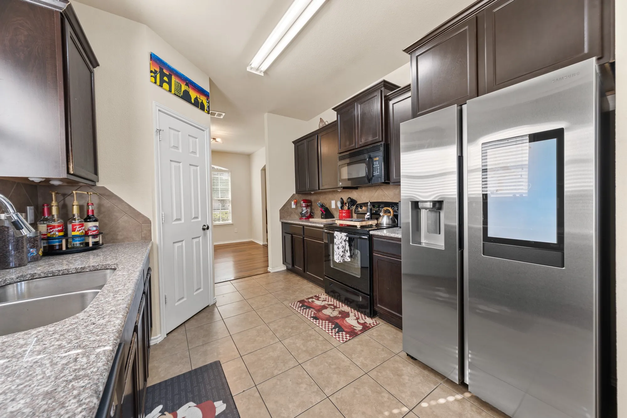 Single Family Residence For Sale in Mc Lennan County , 6544 Mundo Drive, Waco, Texas 76712, 4 Bedroom, 3 Bathroom, 2 Garage spaces, 2,217 Sqft, built in 2011, mls#21088316, Real Estate Agent in Waco, Homes For Sale in Mc Lennan county, Homes For Sale in Waco, Realtor in Waco Texas, Real Estate Brokerage Independent Realty Texas, Luminita Cordes Realtor