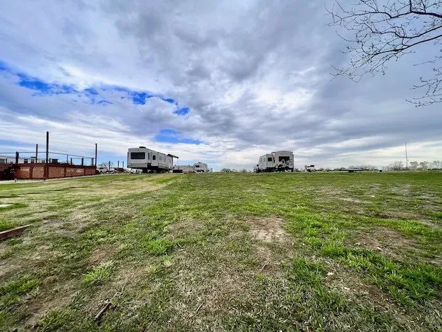 Unimproved Land For Sale in Navarro County , 5132 Waterfront Road, Kerens, Texas 75144, 0, 0, Garage spaces, 0 Sqft, built in 0, mls#21086874, Real Estate Agent in Kerens, Homes For Sale in Navarro county, Homes For Sale in Kerens, Realtor in Kerens Texas, Real Estate Brokerage Independent Realty Texas, Luminita Cordes Realtor