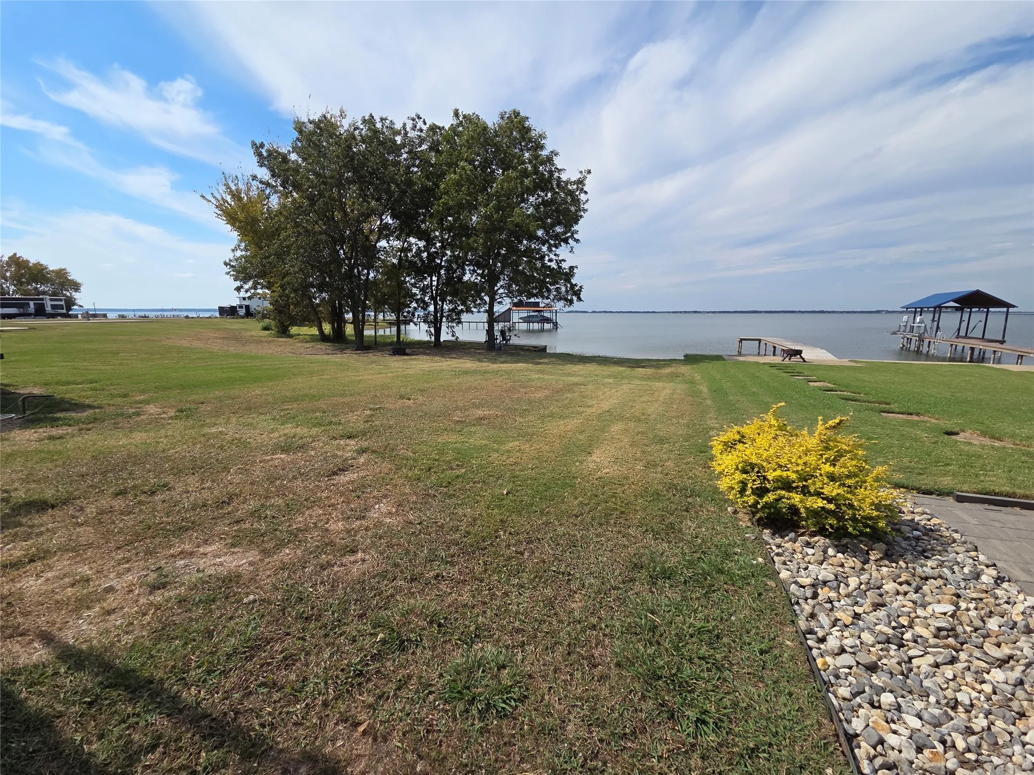 Unimproved Land For Sale in Navarro County , 5132 Waterfront Road, Kerens, Texas 75144, 0, 0, Garage spaces, 0 Sqft, built in 0, mls#21086874, Real Estate Agent in Kerens, Homes For Sale in Navarro county, Homes For Sale in Kerens, Realtor in Kerens Texas, Real Estate Brokerage Independent Realty Texas, Luminita Cordes Realtor