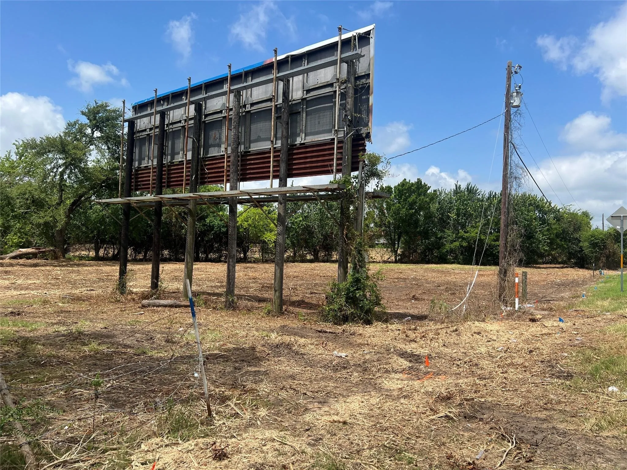 Unimproved Land For Sale in Hopkins County , 9 Acres I-30, Sulphur Springs, Texas 75482, 0, 0, Garage spaces, 0 Sqft, built in 0, Price $1,206,250, mls#21088598, Real Estate Agent in Sulphur Springs, Homes For Sale in Hopkins county, Homes For Sale in Sulphur Springs, Realtor in Sulphur Springs Texas, Real Estate Brokerage Independent Realty Texas, Luminita Cordes Realtor