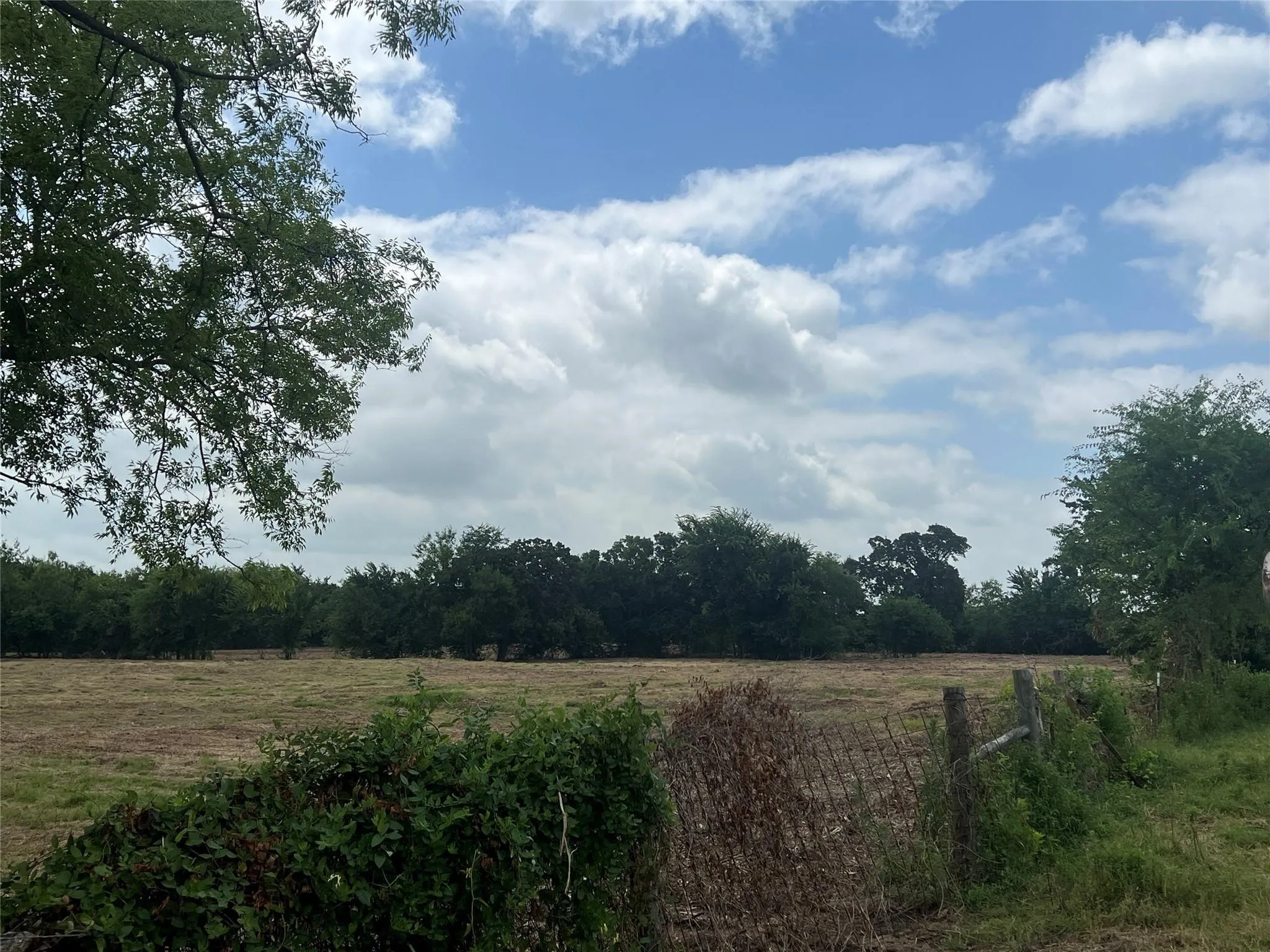 Unimproved Land For Sale in Hopkins County , 9 Acres I-30, Sulphur Springs, Texas 75482, 0, 0, Garage spaces, 0 Sqft, built in 0, Price $1,206,250, mls#21088598, Real Estate Agent in Sulphur Springs, Homes For Sale in Hopkins county, Homes For Sale in Sulphur Springs, Realtor in Sulphur Springs Texas, Real Estate Brokerage Independent Realty Texas, Luminita Cordes Realtor