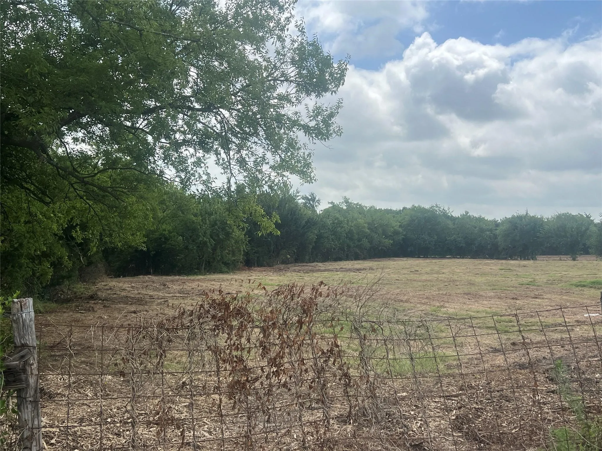 Unimproved Land For Sale in Hopkins County , 9 Acres I-30, Sulphur Springs, Texas 75482, 0, 0, Garage spaces, 0 Sqft, built in 0, Price $1,206,250, mls#21088598, Real Estate Agent in Sulphur Springs, Homes For Sale in Hopkins county, Homes For Sale in Sulphur Springs, Realtor in Sulphur Springs Texas, Real Estate Brokerage Independent Realty Texas, Luminita Cordes Realtor