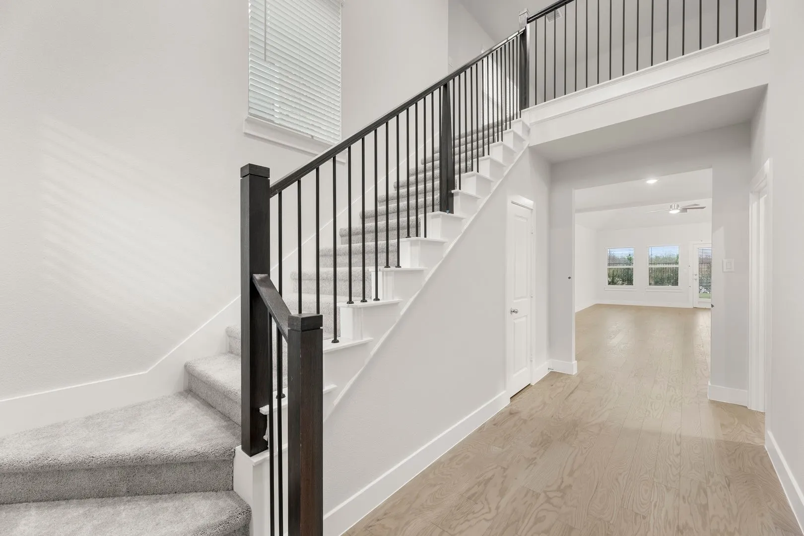 Single Family Residence For Sale in Dallas County , 1917 Sapphire Run, Mesquite, Texas 75181, 5 Bedroom, 4 Bathroom, 2 Garage spaces, 2,660 Sqft, built in 2025, New Construction - Complete, mls#21089060, Real Estate Agent in Mesquite, Homes For Sale in Dallas county, Homes For Sale in Mesquite, Realtor in Mesquite Texas, Real Estate Brokerage Independent Realty Texas, Luminita Cordes Realtor