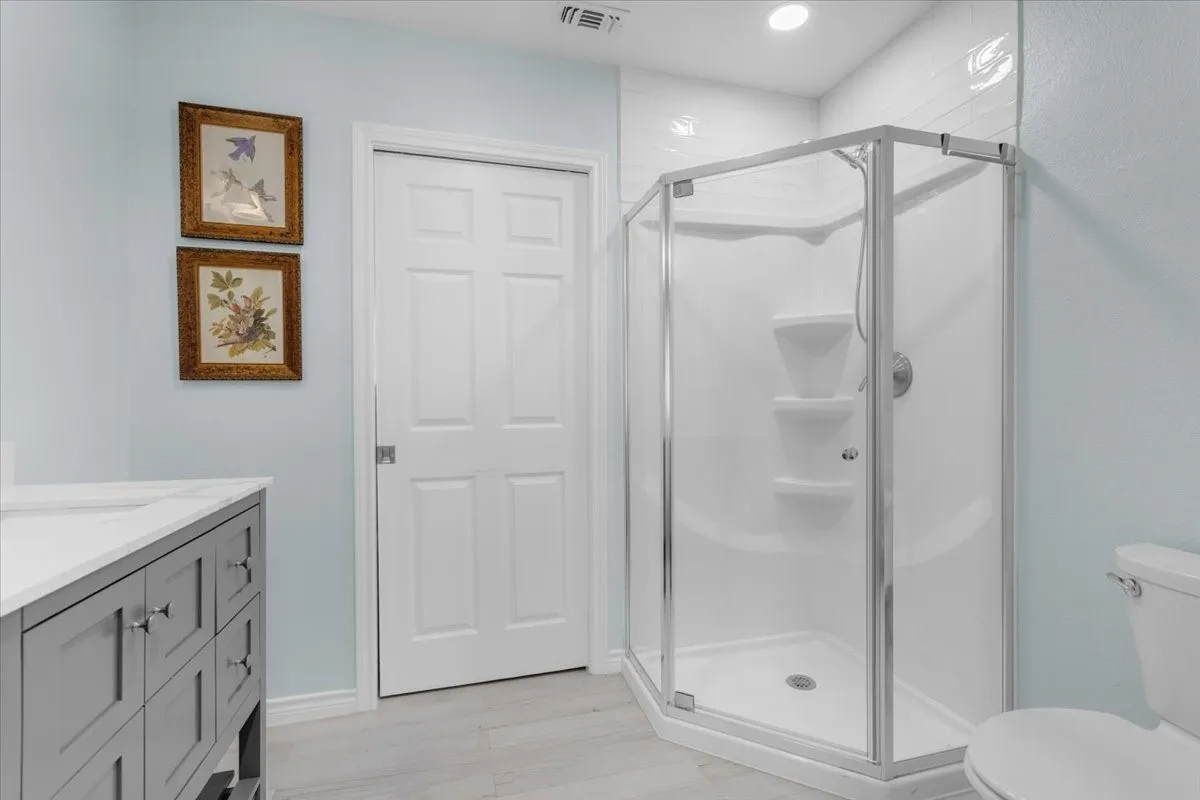 Single Family Residence For Sale in Grayson County , 3050 Wolf Front Road, Van Alstyne, Texas 75495, 3 Bedroom, 3 Bathroom, Garage spaces, 2,086 Sqft, built in 2011, Preowned, mls#21087784, Real Estate Agent in Van Alstyne, Homes For Sale in Grayson county, Homes For Sale in Van Alstyne, Realtor in Van Alstyne Texas, Real Estate Brokerage Independent Realty Texas, Luminita Cordes Realtor