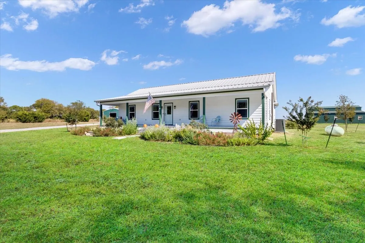 Ranch house