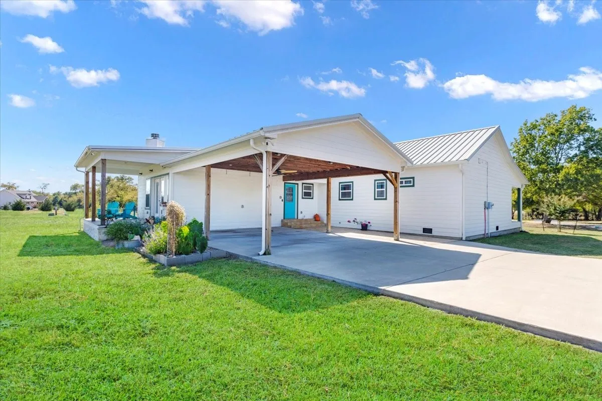 Ranch house