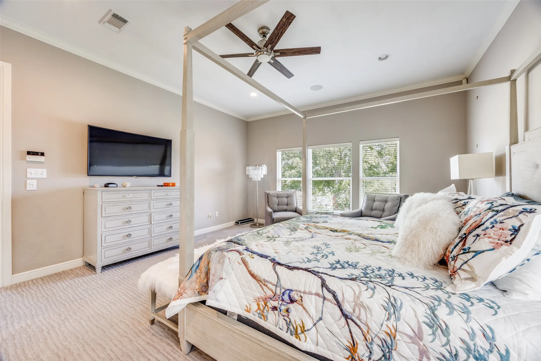 Single Family Residence For Sale in Grayson County , 167 Panorama Circle, Pottsboro, Texas 75076, 4 Bedroom, 4 Bathroom, 4 Garage spaces, 4,070 Sqft, built in 2001, Preowned, mls#21088362, Real Estate Agent in Pottsboro, Homes For Sale in Grayson county, Homes For Sale in Pottsboro, Realtor in Pottsboro Texas, Real Estate Brokerage Independent Realty Texas, Luminita Cordes Realtor