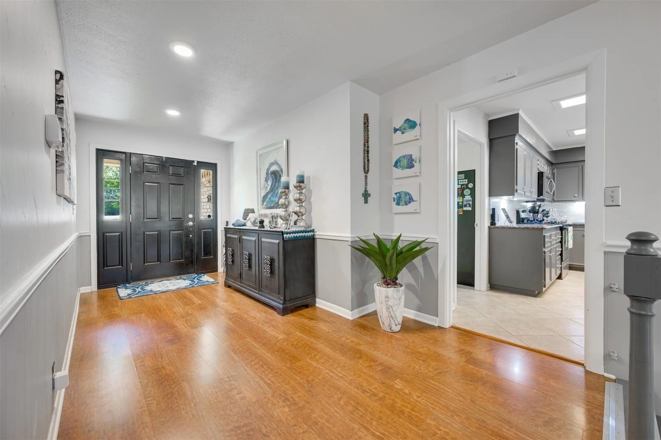 Single Family Residence For Sale in Henderson County , 536 Wildewood Drive, Chandler, Texas 75758, 4 Bedroom, 3 Bathroom, 2 Garage spaces, 3,240 Sqft, built in 1983, Preowned, mls#21089188, Real Estate Agent in Chandler, Homes For Sale in Henderson county, Homes For Sale in Chandler, Realtor in Chandler Texas, Real Estate Brokerage Independent Realty Texas, Luminita Cordes Realtor