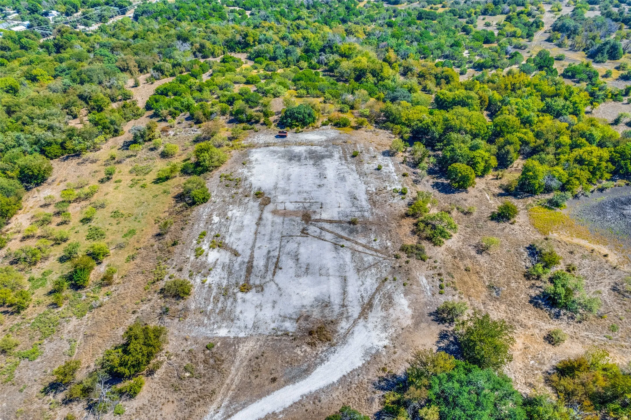 Great homesite!  This used to be an oil well site.  Removed