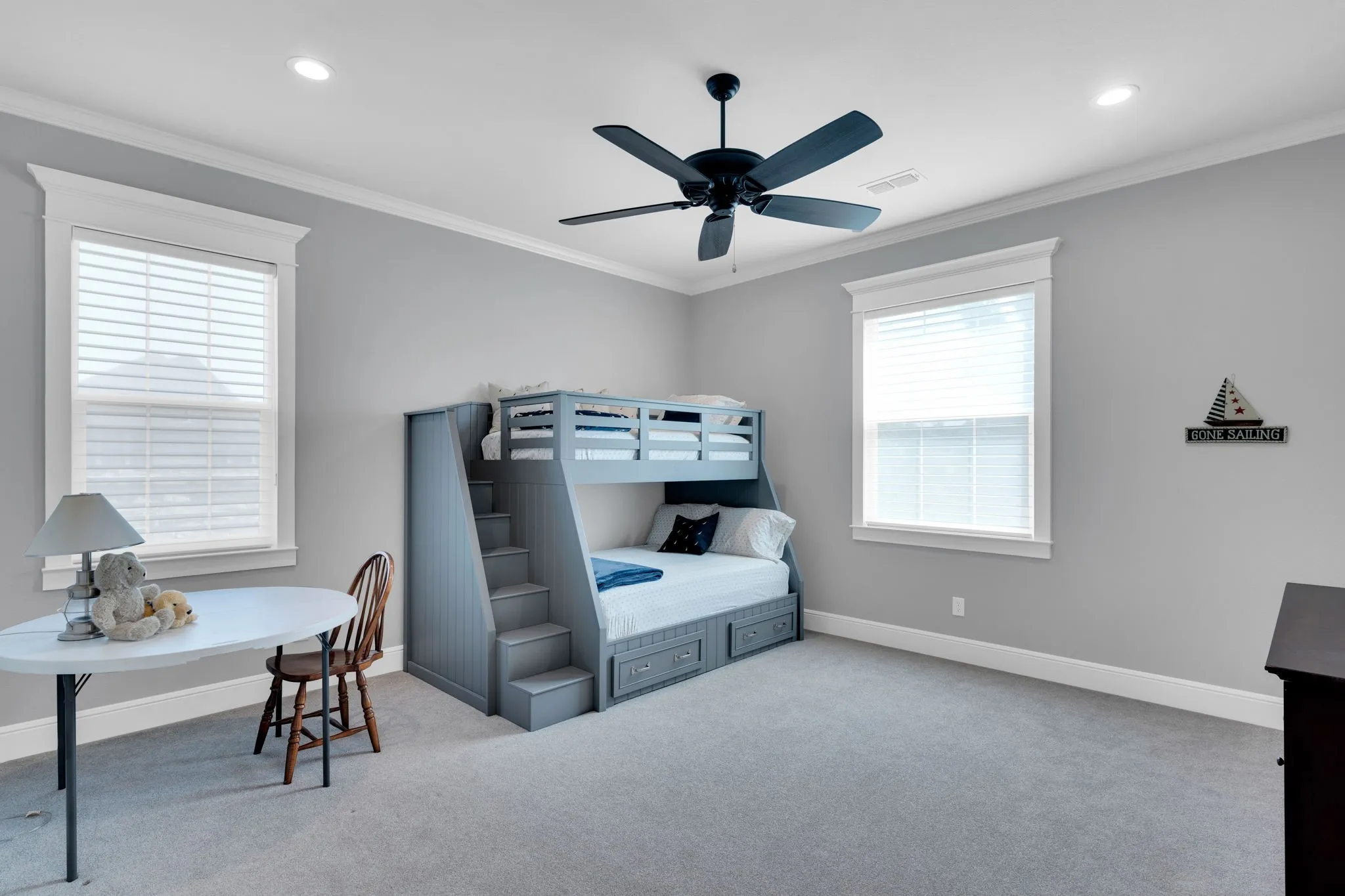 Bedroom with crown molding, light colored carpet, a ceiling fan, and recessed lighting