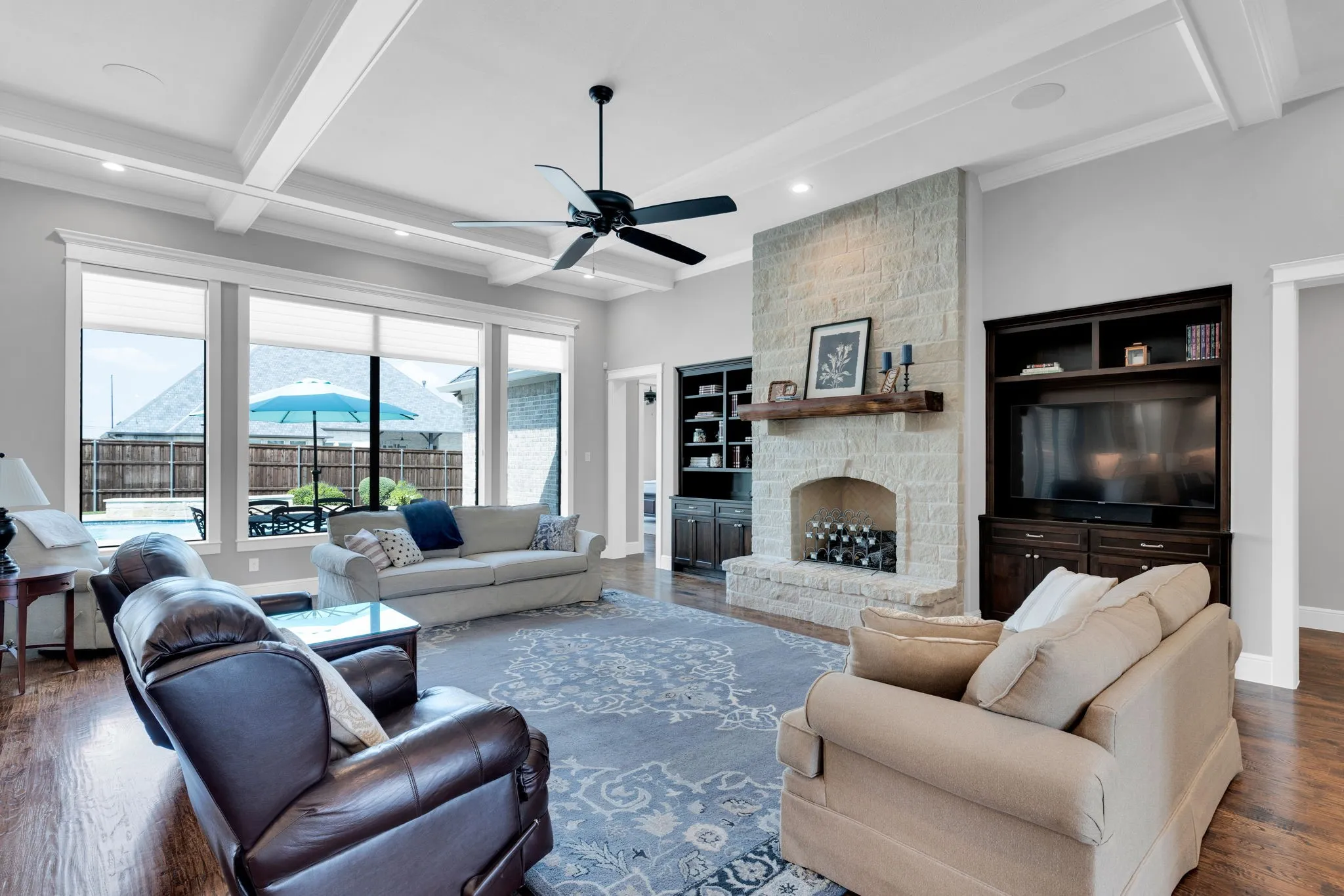 Single Family Residence For Sale in Ellis County , 2209 Lyons, Midlothian, Texas 76065, 4 Bedroom, 4 Bathroom, 3 Garage spaces, 3,892 Sqft, built in 2019, Preowned, mls#21089496, Real Estate Agent in Midlothian, Homes For Sale in Ellis county, Homes For Sale in Midlothian, Realtor in Midlothian Texas, Real Estate Brokerage Independent Realty Texas, Luminita Cordes Realtor
