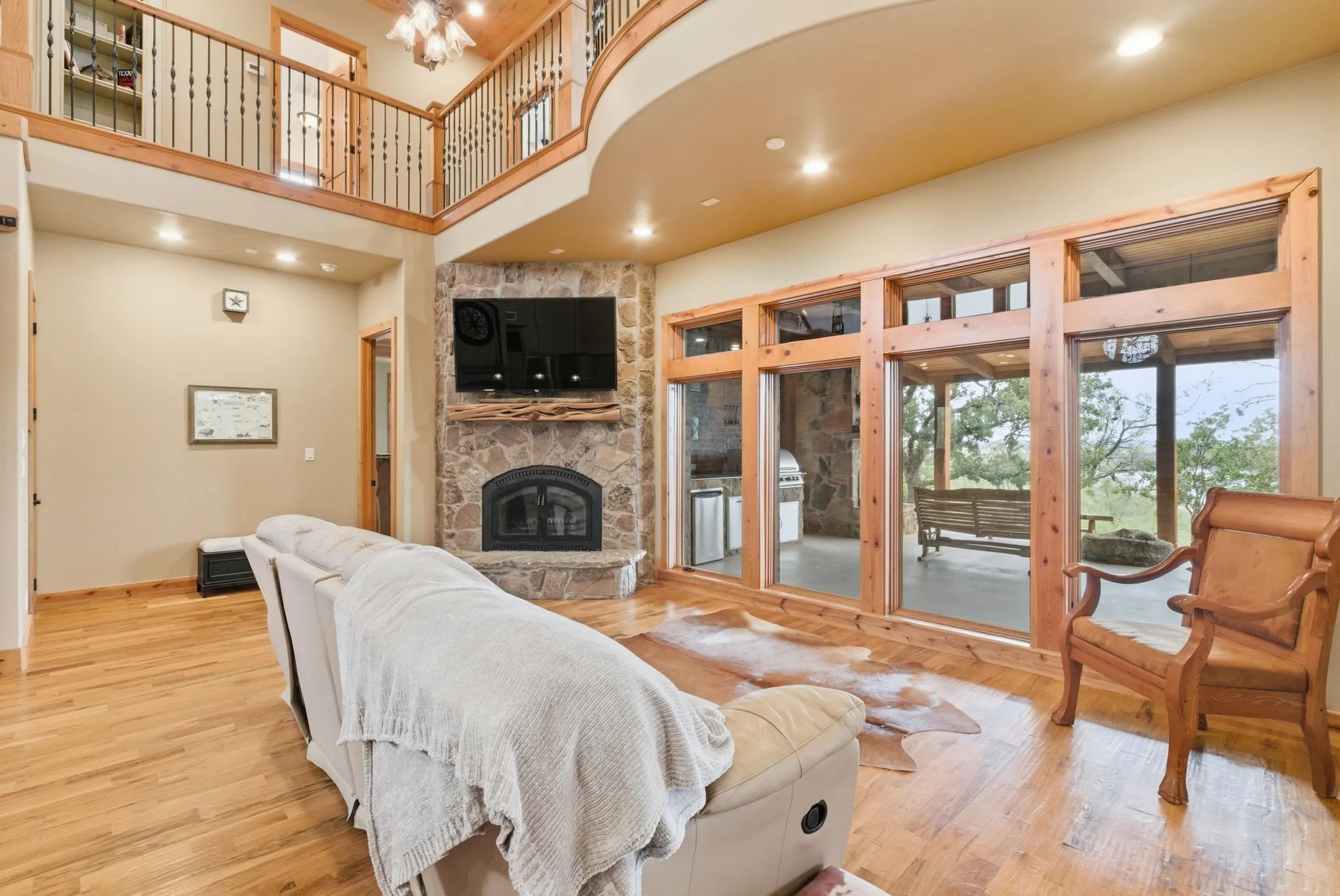 Farm For Sale in Jack County , 735 Gresham Lane, Jacksboro, Texas 76458, 4 Bedroom, 4 Bathroom, 2 Garage spaces, 2,900 Sqft, built in 2015, mls#21087089, Real Estate Agent in Jacksboro, Homes For Sale in Jack county, Homes For Sale in Jacksboro, Realtor in Jacksboro Texas, Real Estate Brokerage Independent Realty Texas, Luminita Cordes Realtor