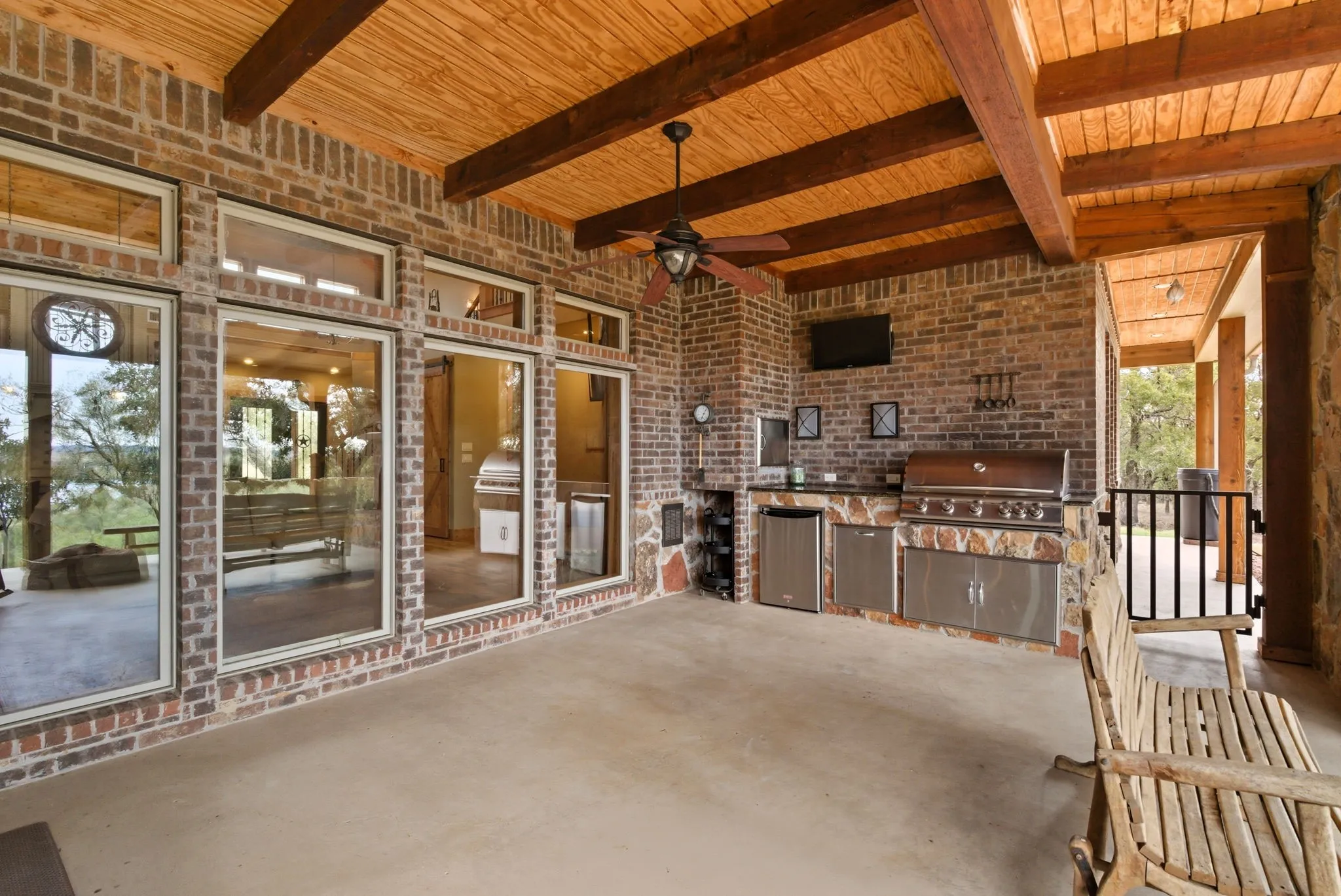 Farm For Sale in Jack County , 735 Gresham Lane, Jacksboro, Texas 76458, 4 Bedroom, 4 Bathroom, 2 Garage spaces, 2,900 Sqft, built in 2015, mls#21087089, Real Estate Agent in Jacksboro, Homes For Sale in Jack county, Homes For Sale in Jacksboro, Realtor in Jacksboro Texas, Real Estate Brokerage Independent Realty Texas, Luminita Cordes Realtor