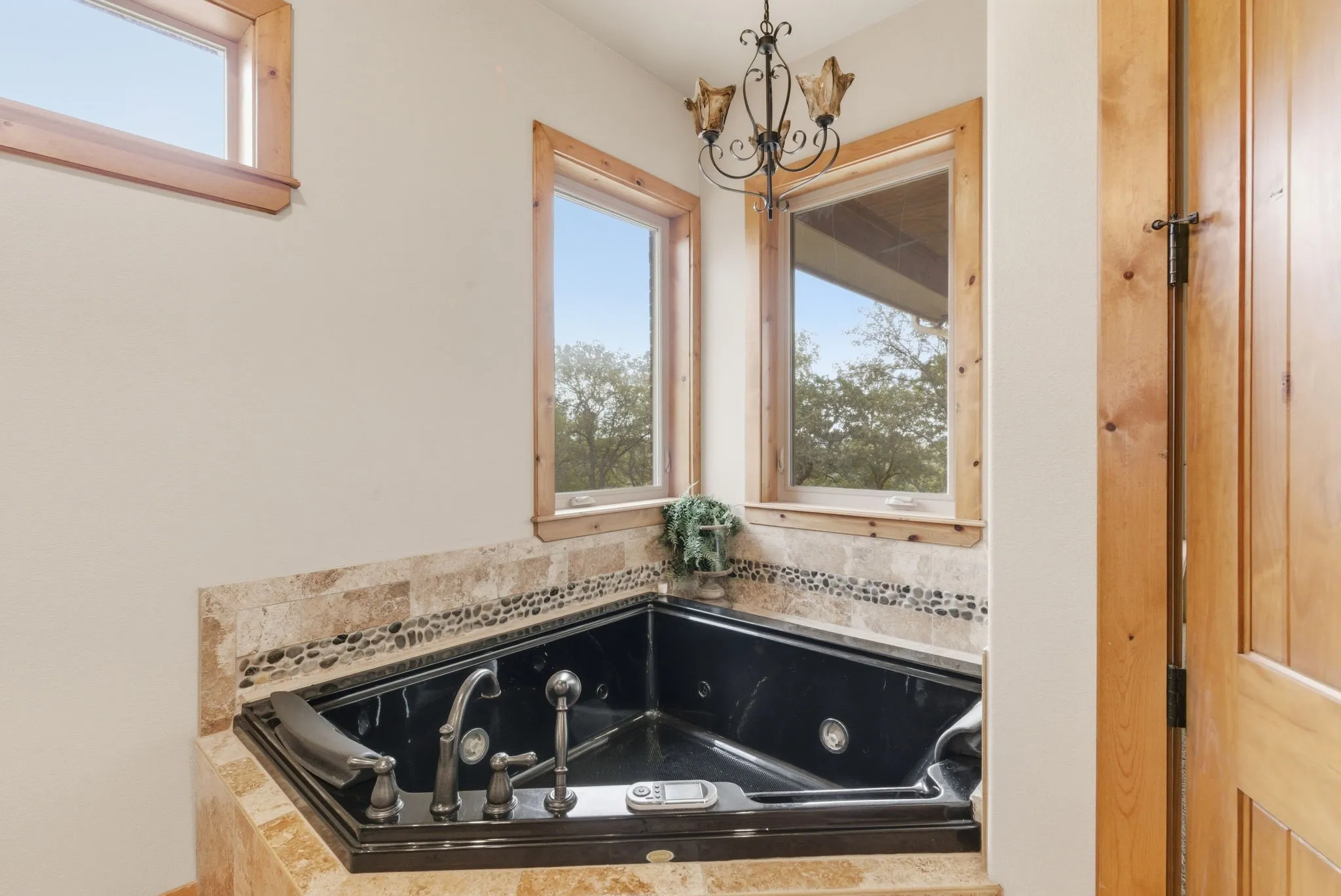Farm For Sale in Jack County , 735 Gresham Lane, Jacksboro, Texas 76458, 4 Bedroom, 4 Bathroom, 2 Garage spaces, 2,900 Sqft, built in 2015, mls#21087089, Real Estate Agent in Jacksboro, Homes For Sale in Jack county, Homes For Sale in Jacksboro, Realtor in Jacksboro Texas, Real Estate Brokerage Independent Realty Texas, Luminita Cordes Realtor