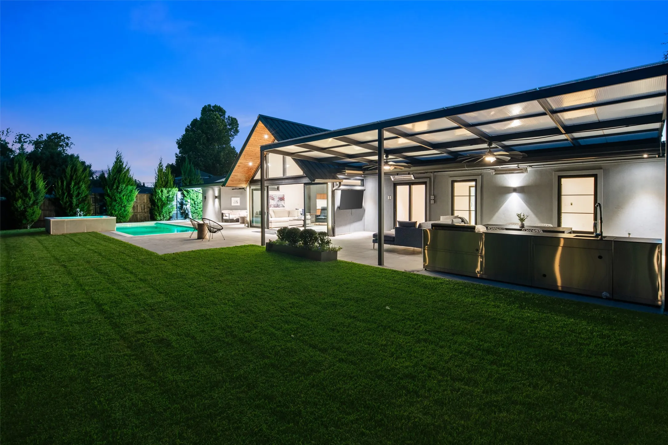 Plenty of grass for a garden or for pups...