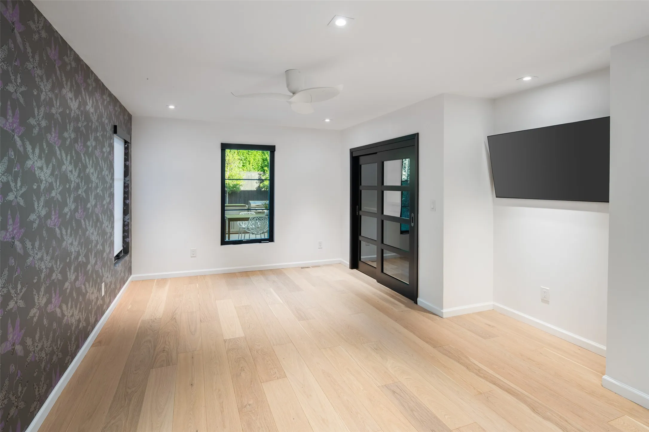 Fourth bedroom...