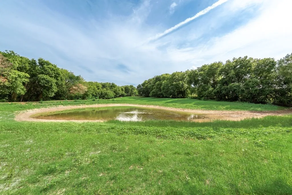 Farm For Sale in Ellis County , 510 N D Ranch Road, Maypearl, Texas 76064, 5 Bedroom, 3 Bathroom, Garage spaces, 1,904 Sqft, built in 1983, mls#21089920, Real Estate Agent in Maypearl, Homes For Sale in Ellis county, Homes For Sale in Maypearl, Realtor in Maypearl Texas, Real Estate Brokerage Independent Realty Texas, Luminita Cordes Realtor
