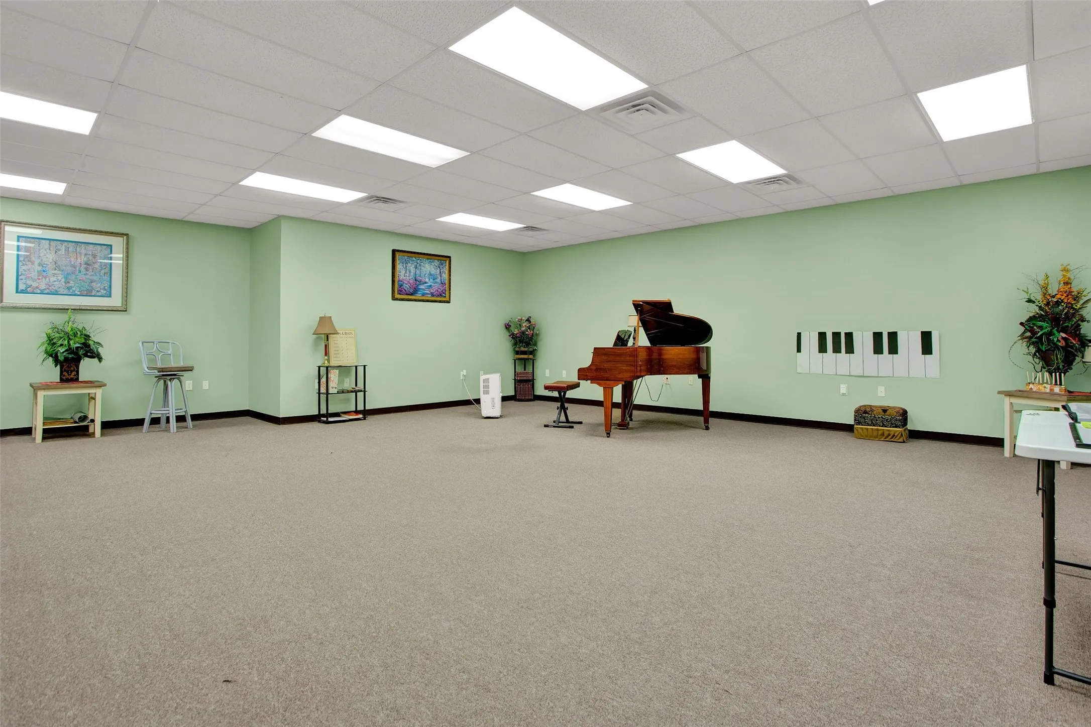 Back room (29x29)