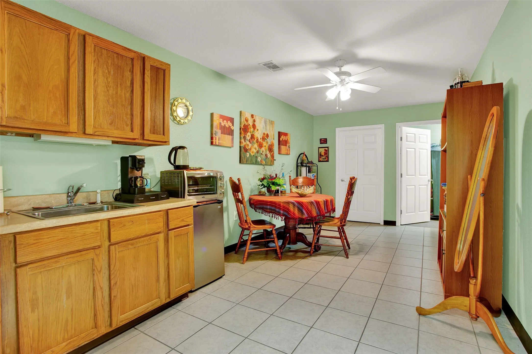 Shared kitchen space