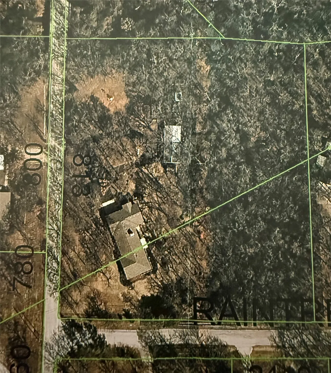 Aerial overview of property's location featuring property boundaries highlighted