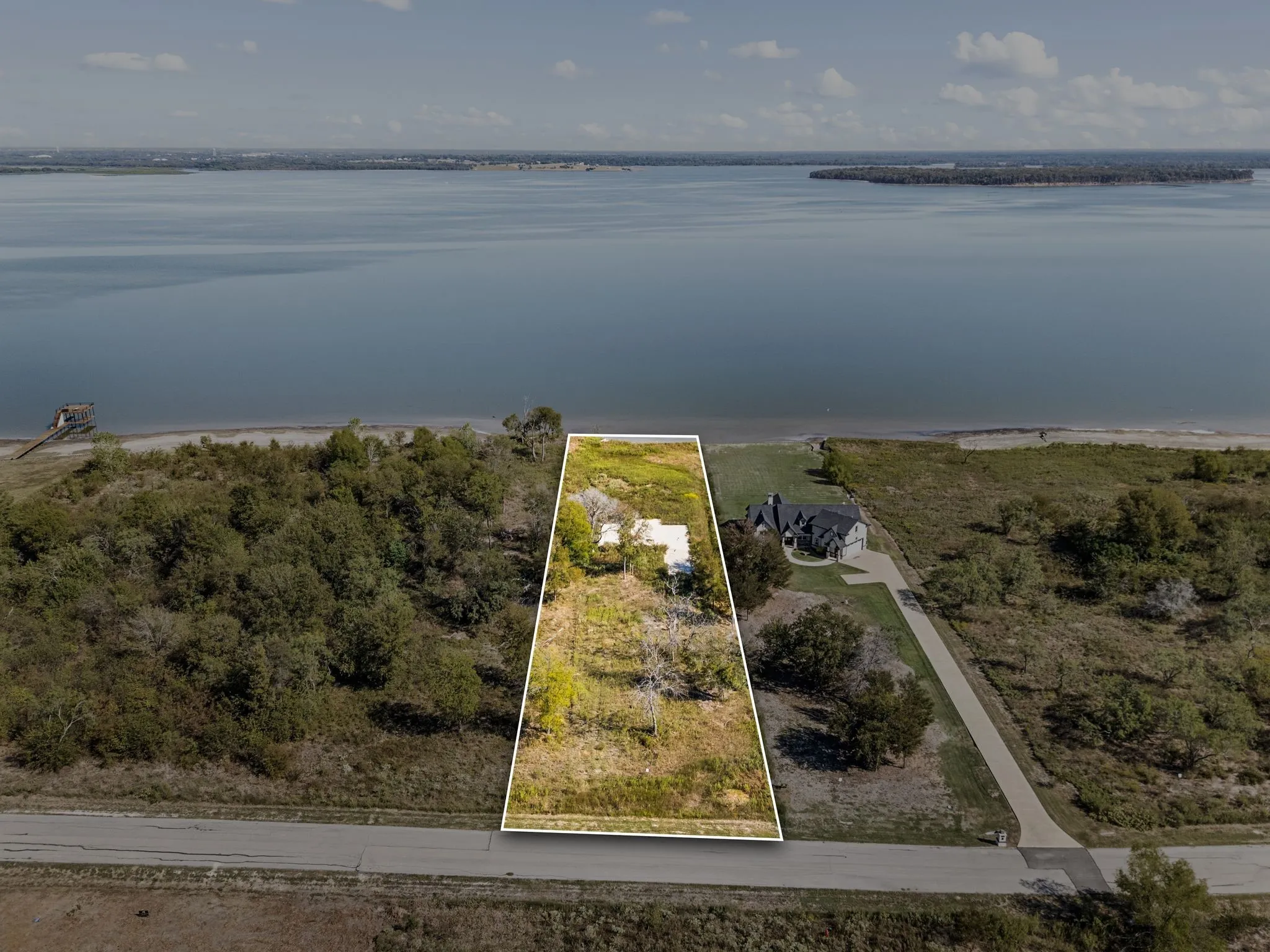 Unimproved Land For Sale in Kaufman County , 9397 W Shoreline Drive, Kemp, Texas 75143, 0, 0, Garage spaces, 0 Sqft, built in 0, Price $490,000, mls#21090048, Real Estate Agent in Kemp, Homes For Sale in Kaufman county, Homes For Sale in Kemp, Realtor in Kemp Texas, Real Estate Brokerage Independent Realty Texas, Luminita Cordes Realtor