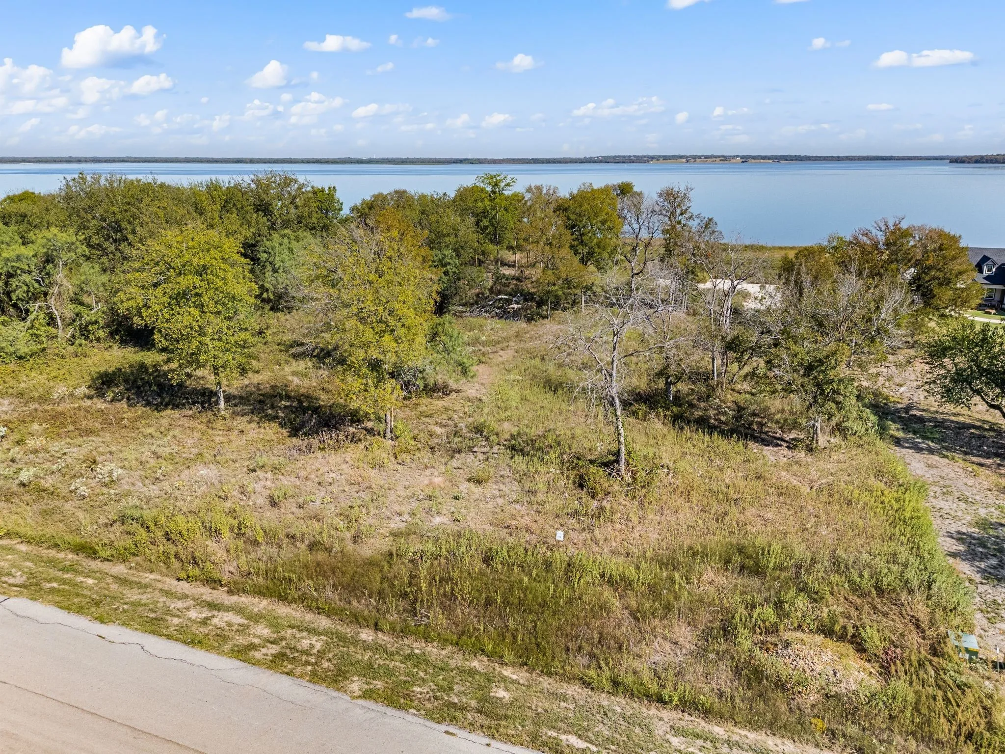 Unimproved Land For Sale in Kaufman County , 9397 W Shoreline Drive, Kemp, Texas 75143, 0, 0, Garage spaces, 0 Sqft, built in 0, Price $490,000, mls#21090048, Real Estate Agent in Kemp, Homes For Sale in Kaufman county, Homes For Sale in Kemp, Realtor in Kemp Texas, Real Estate Brokerage Independent Realty Texas, Luminita Cordes Realtor