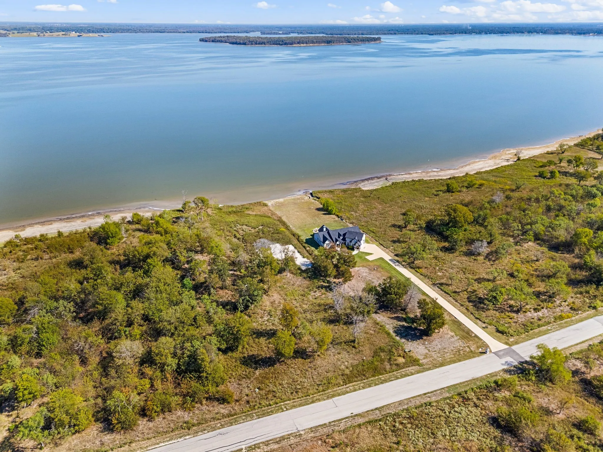 Unimproved Land For Sale in Kaufman County , 9397 W Shoreline Drive, Kemp, Texas 75143, 0, 0, Garage spaces, 0 Sqft, built in 0, Price $490,000, mls#21090048, Real Estate Agent in Kemp, Homes For Sale in Kaufman county, Homes For Sale in Kemp, Realtor in Kemp Texas, Real Estate Brokerage Independent Realty Texas, Luminita Cordes Realtor