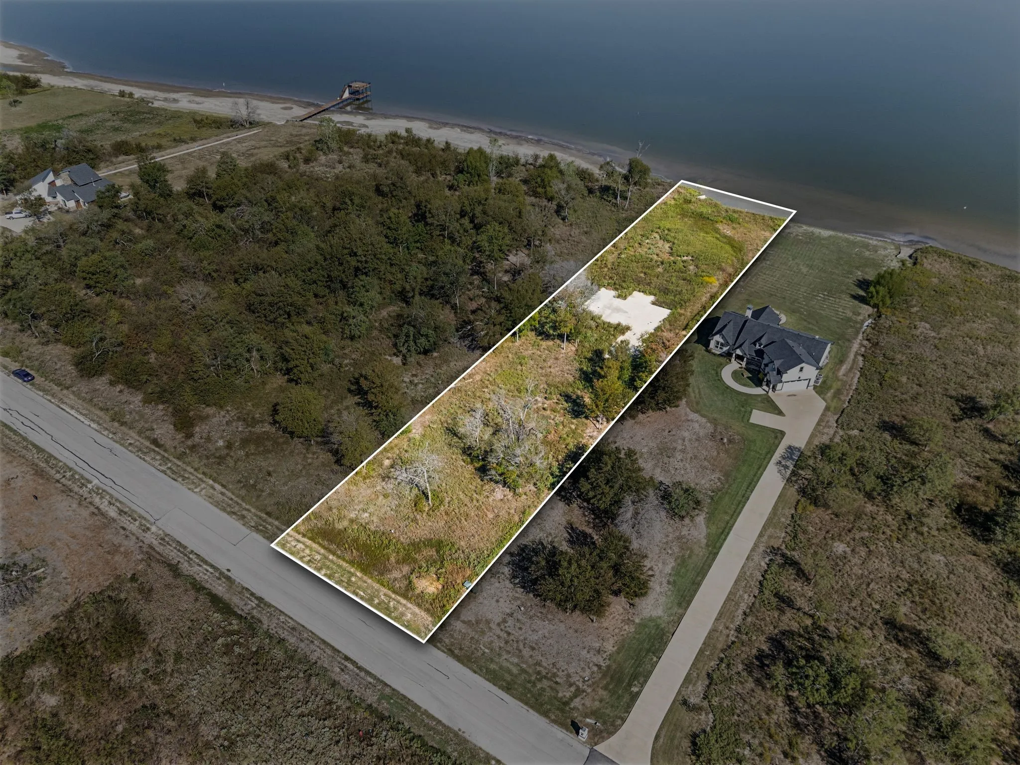 Unimproved Land For Sale in Kaufman County , 9397 W Shoreline Drive, Kemp, Texas 75143, 0, 0, Garage spaces, 0 Sqft, built in 0, Price $490,000, mls#21090048, Real Estate Agent in Kemp, Homes For Sale in Kaufman county, Homes For Sale in Kemp, Realtor in Kemp Texas, Real Estate Brokerage Independent Realty Texas, Luminita Cordes Realtor