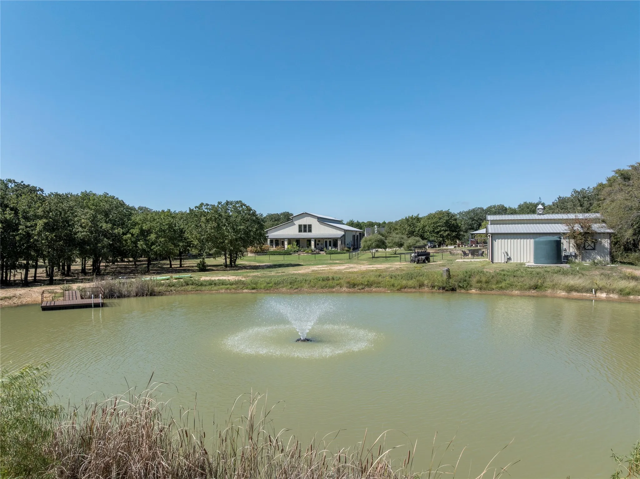 Farm For Sale in Cooke County , 1639 Bloomfield Road, Valley View, Texas 76272, 2 Bedroom, 3 Bathroom, Garage spaces, 2,256 Sqft, built in 2017, Preowned, mls#21089692, Real Estate Agent in Valley View, Homes For Sale in Cooke county, Homes For Sale in Valley View, Realtor in Valley View Texas, Real Estate Brokerage Independent Realty Texas, Luminita Cordes Realtor