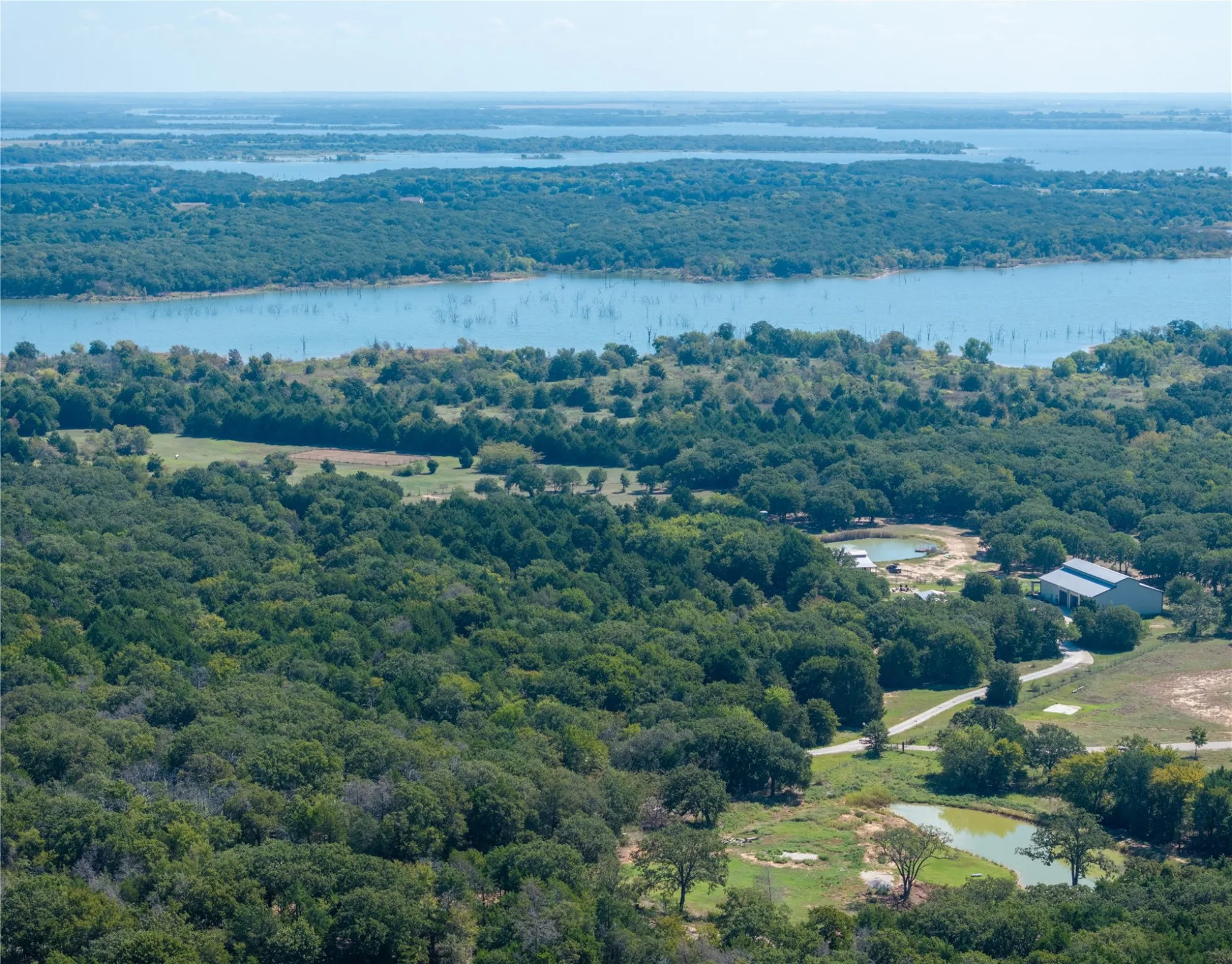 Farm For Sale in Cooke County , 1639 Bloomfield Road, Valley View, Texas 76272, 2 Bedroom, 3 Bathroom, Garage spaces, 2,256 Sqft, built in 2017, Preowned, mls#21089692, Real Estate Agent in Valley View, Homes For Sale in Cooke county, Homes For Sale in Valley View, Realtor in Valley View Texas, Real Estate Brokerage Independent Realty Texas, Luminita Cordes Realtor