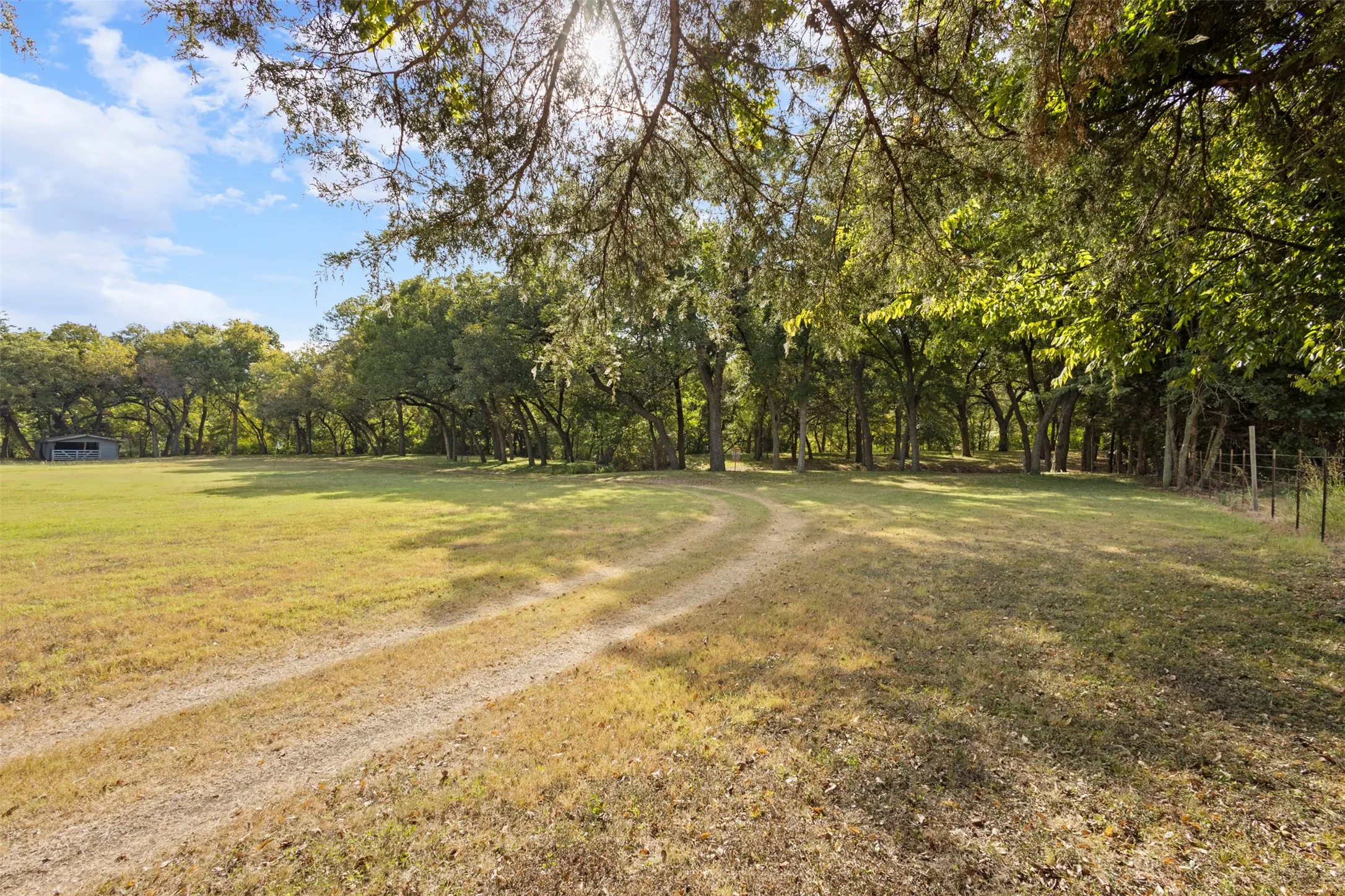 Rich, fertile land and existing infrastructure make this a promising investment in a high-growth corridor