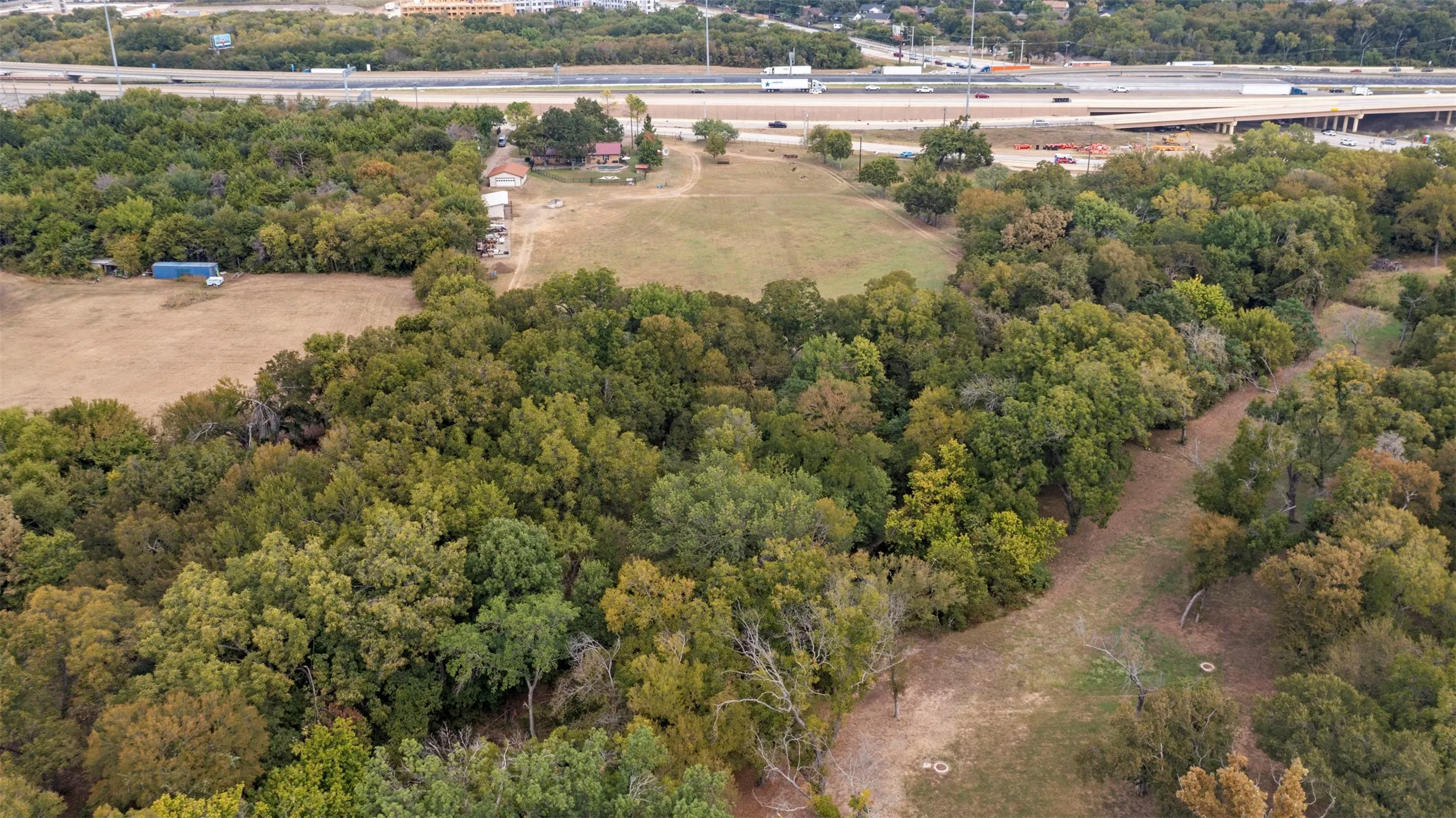Premier commercial development opportunity on a 5.9-acre estate in Grand Prairie